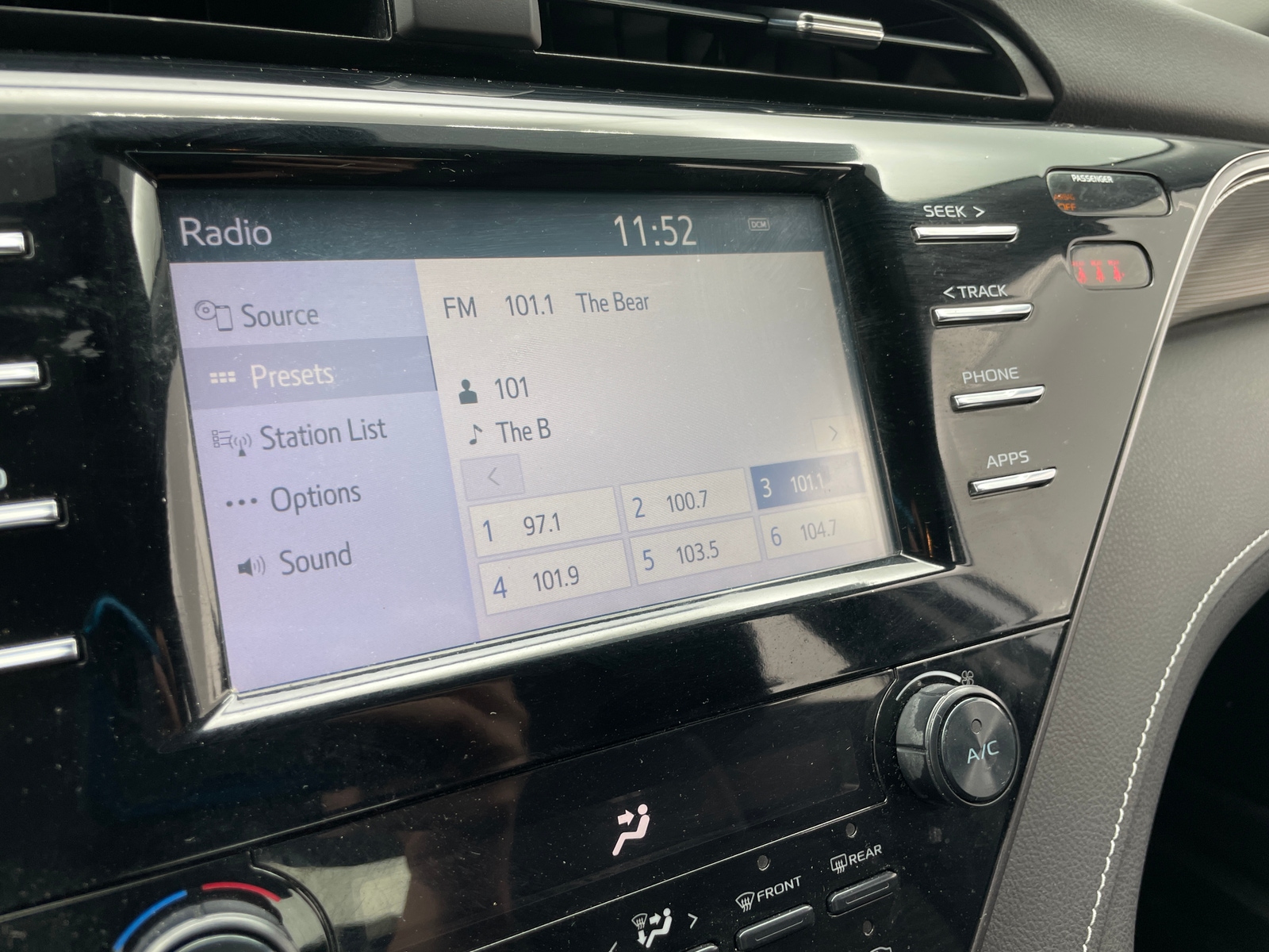 Thumbnail: 2019 Toyota Camry - 3