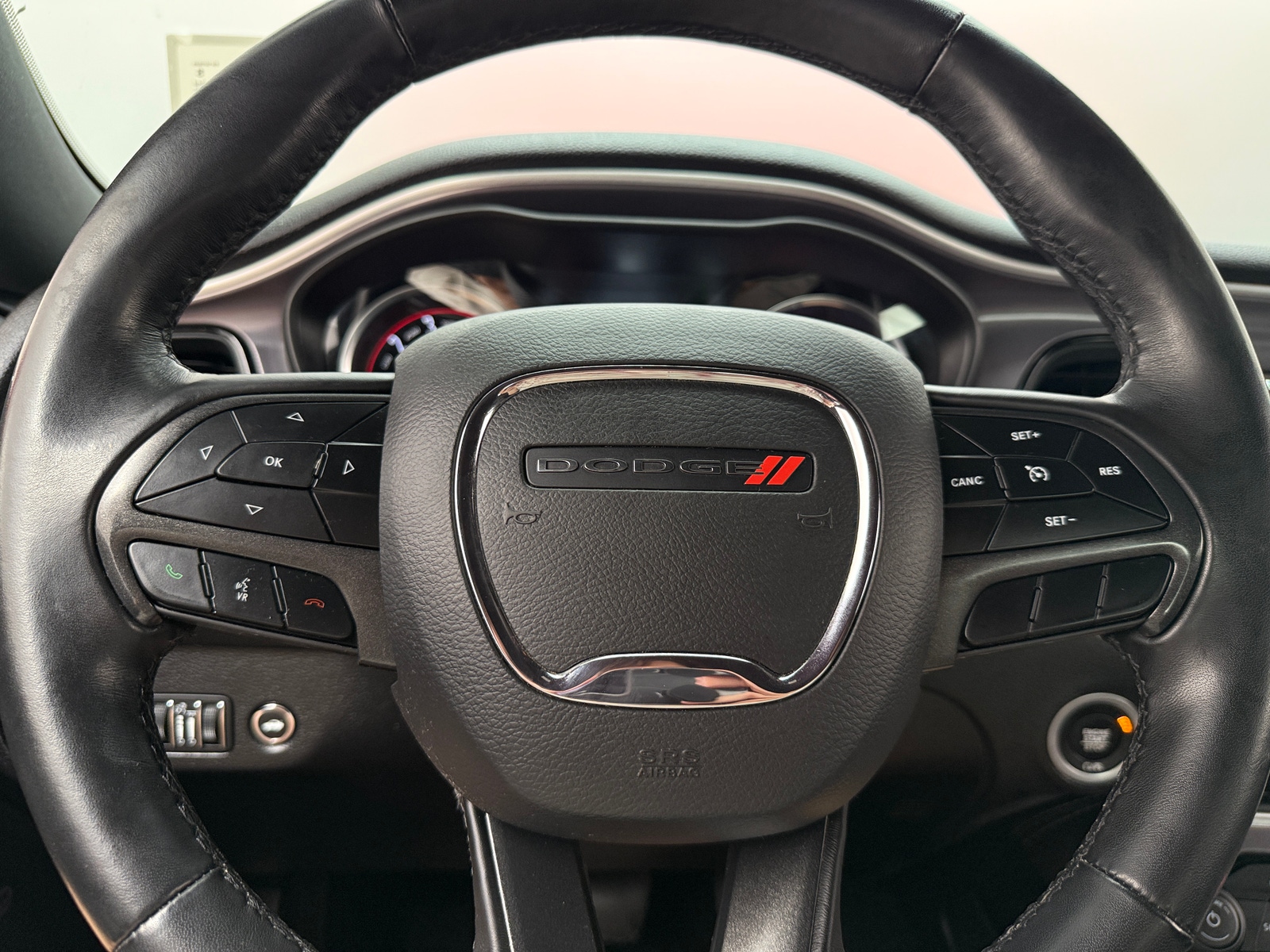 Thumbnail: 2019 Dodge Challenger - 4