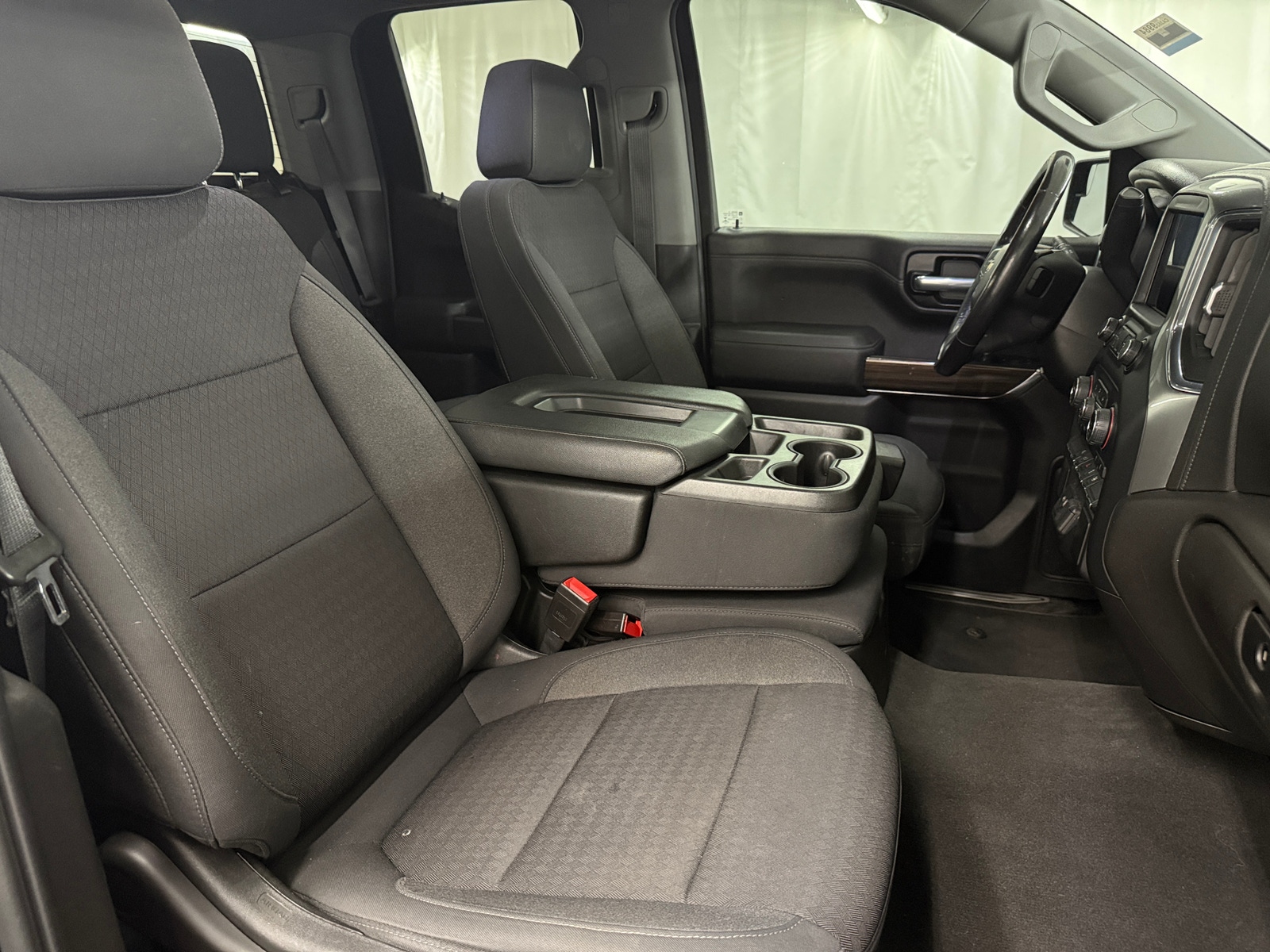 Thumbnail: 2021 Chevrolet Silverado 1500 - 2