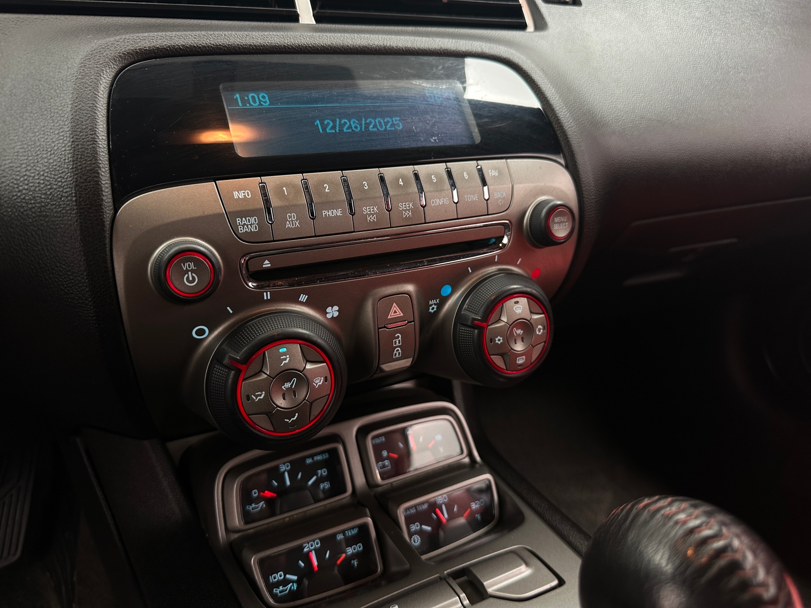 Thumbnail: 2011 Chevrolet Camaro - 3