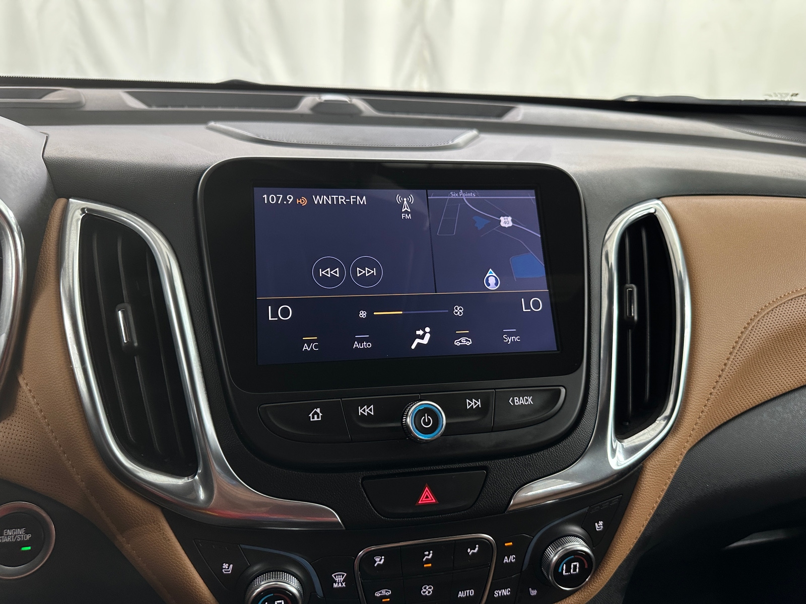 Thumbnail: 2021 Chevrolet Equinox - 3