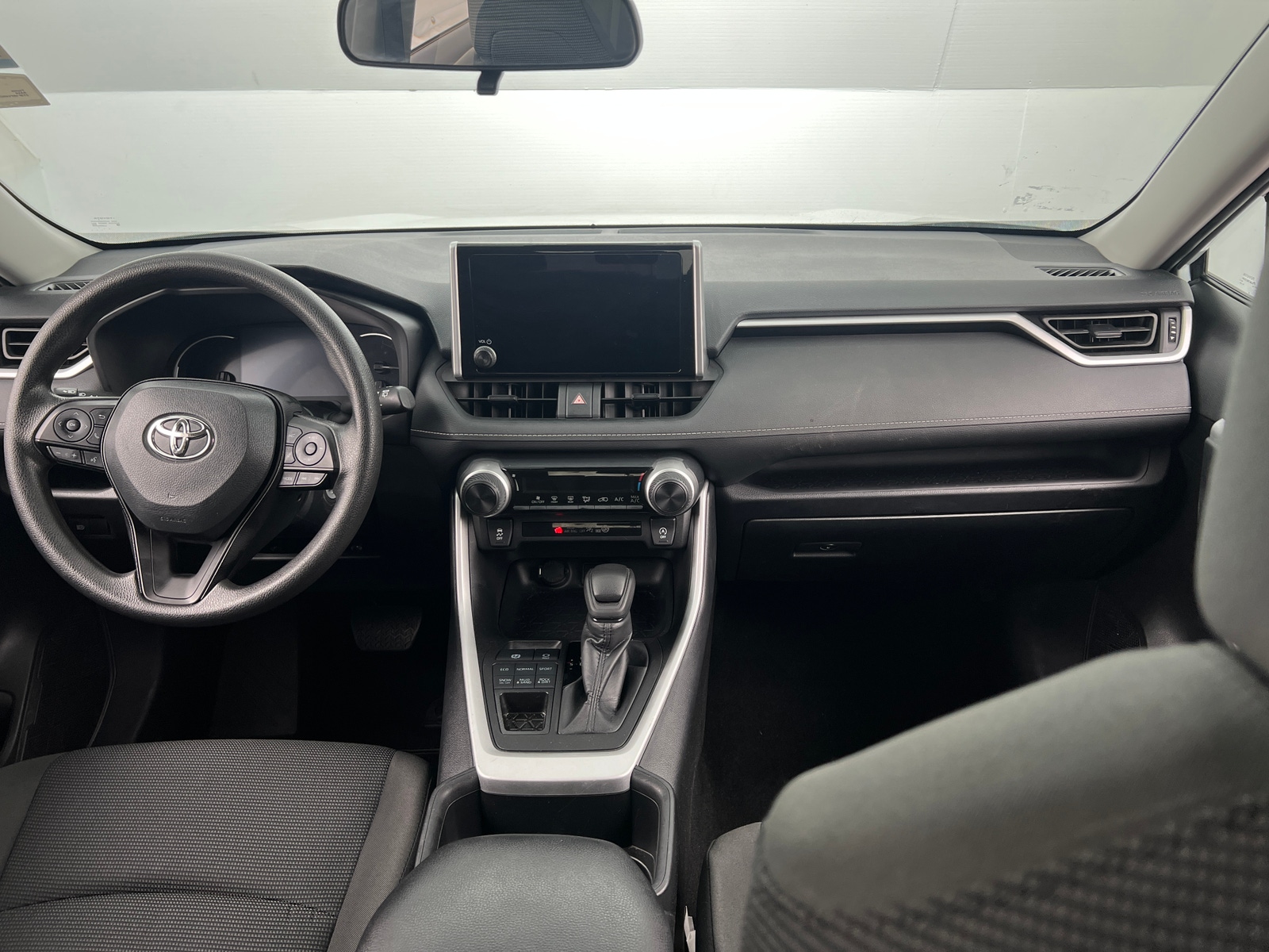 Thumbnail: 2024 Toyota RAV4 - 3