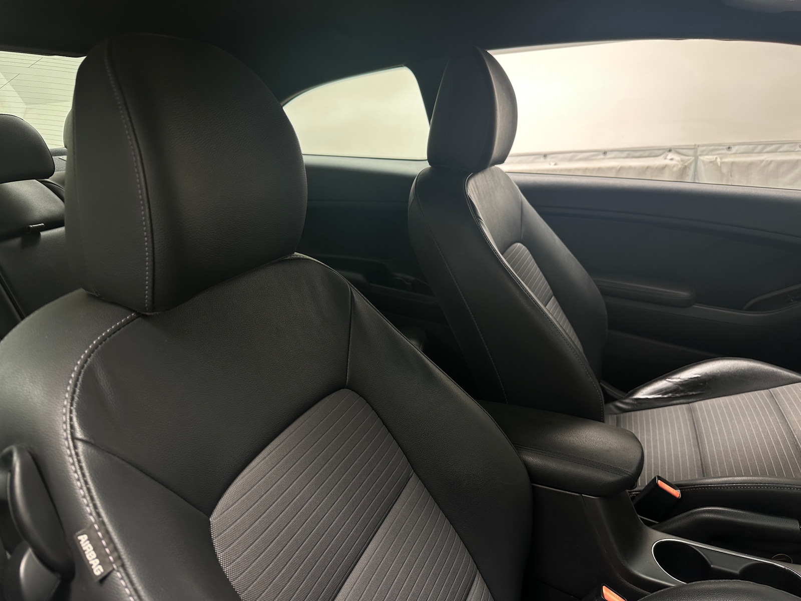 Thumbnail: 2015 Kia Forte - 2