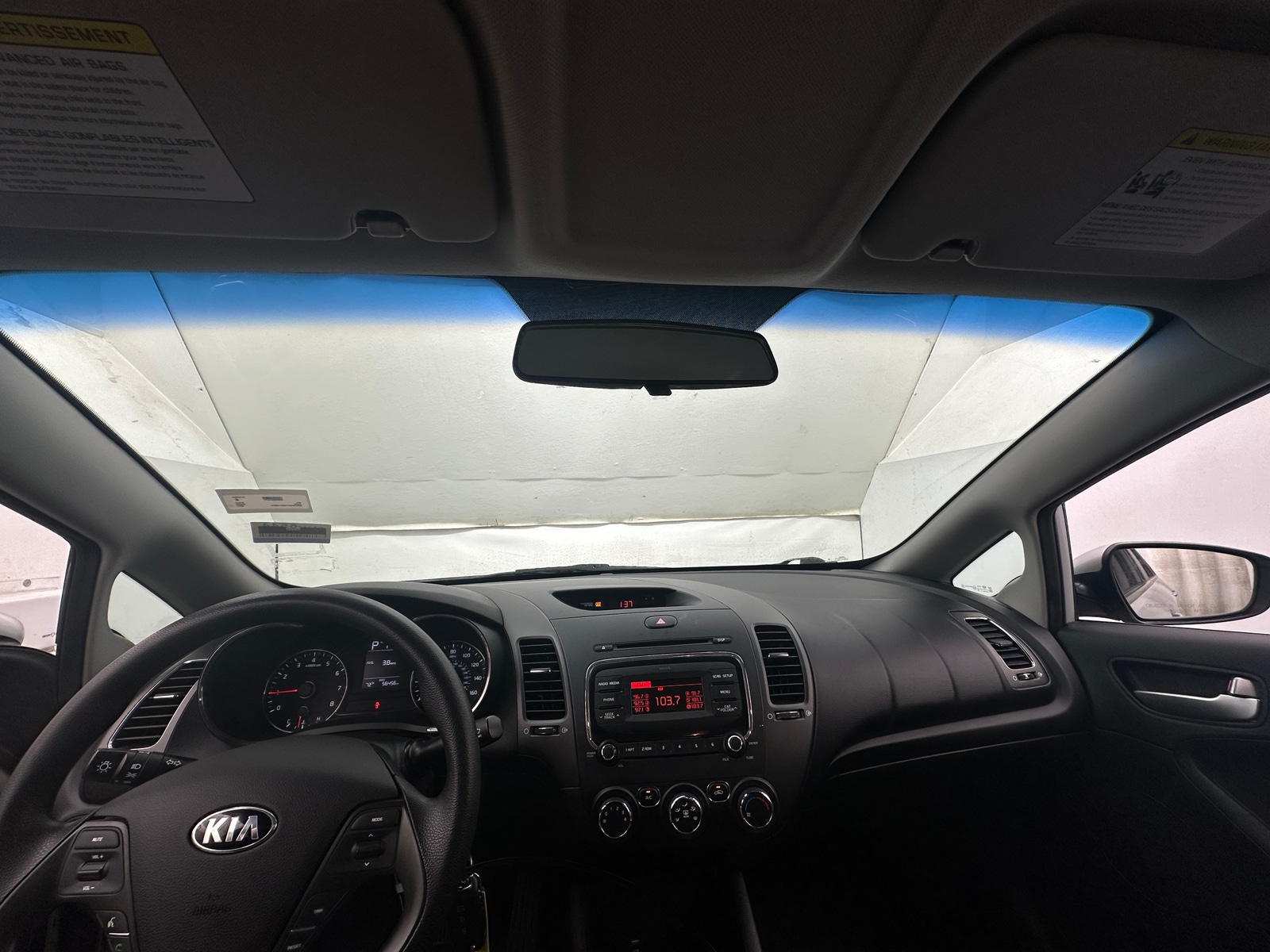 Thumbnail: 2017 Kia Forte - 3