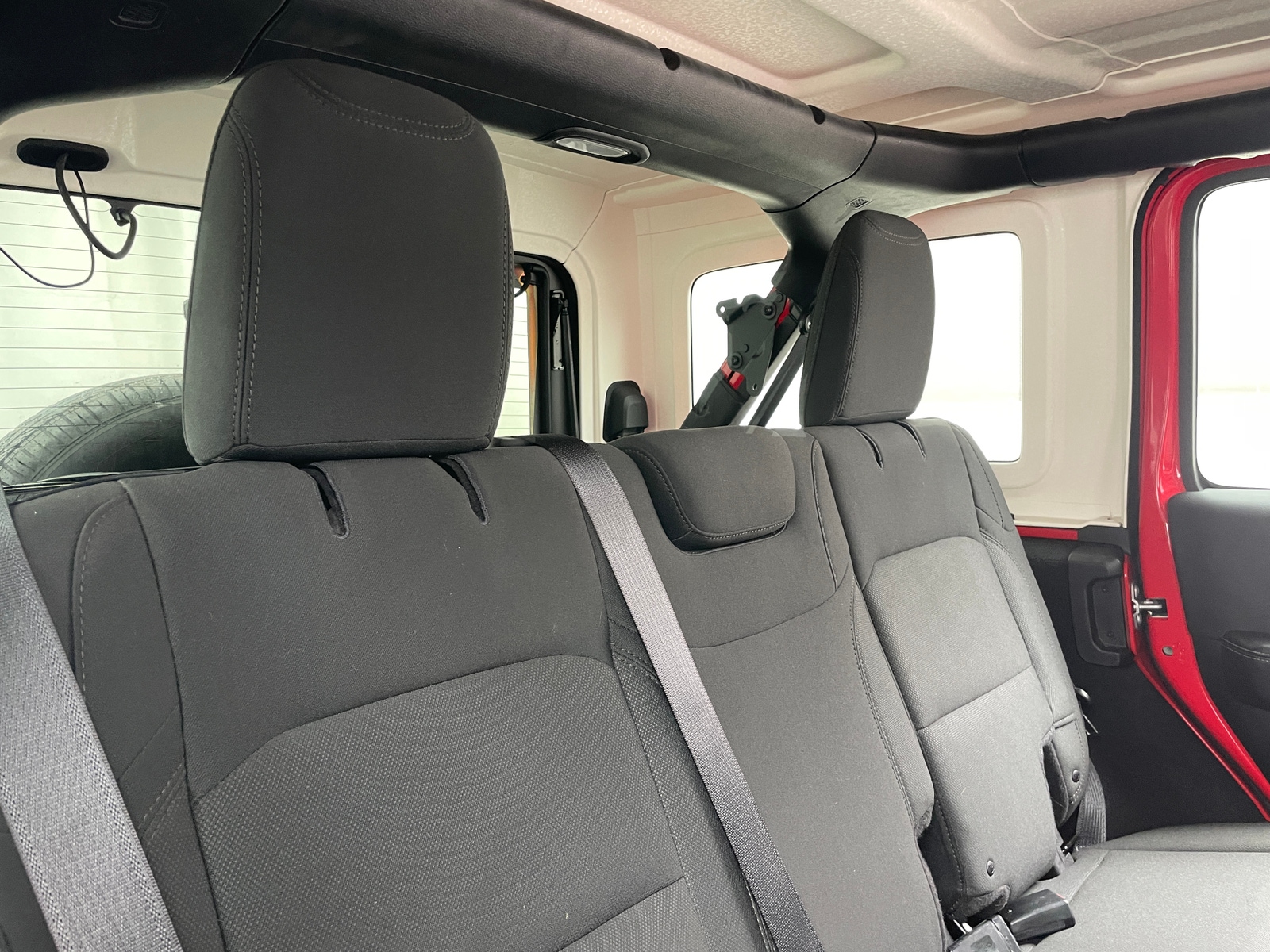 Thumbnail: 2018 Jeep Wrangler - 6
