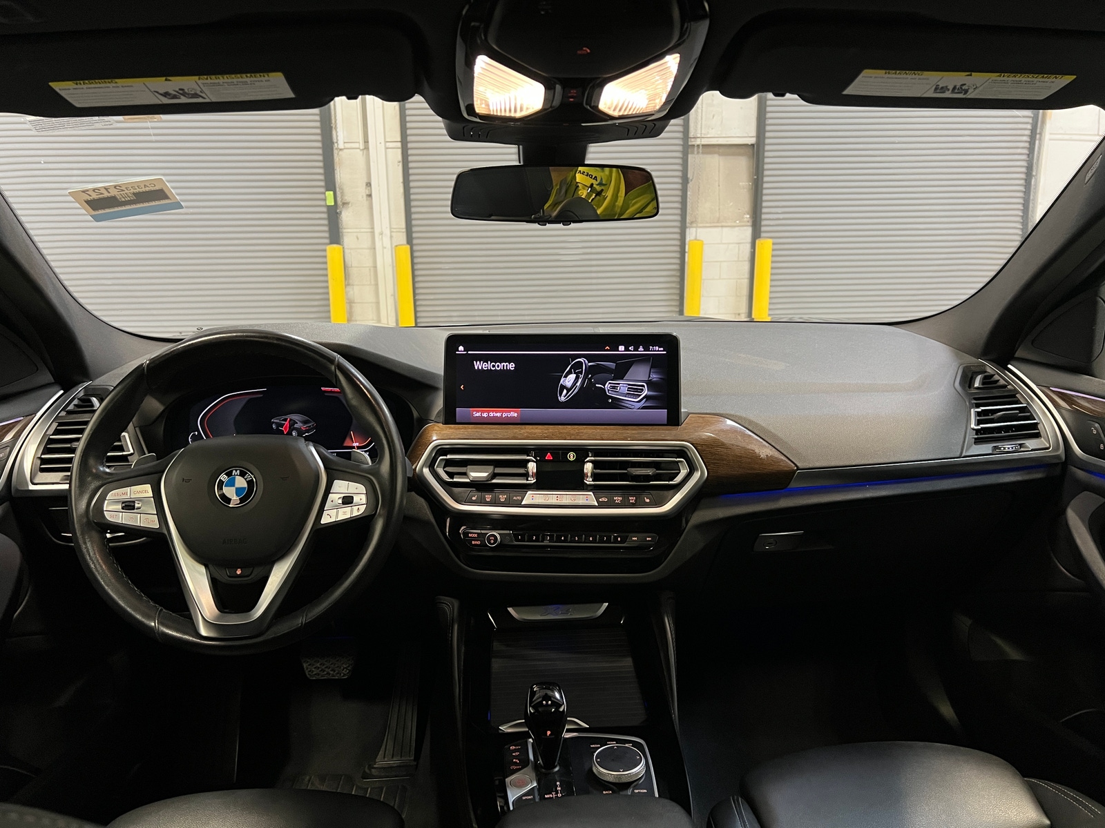 Thumbnail: 2023 BMW X4 - 2