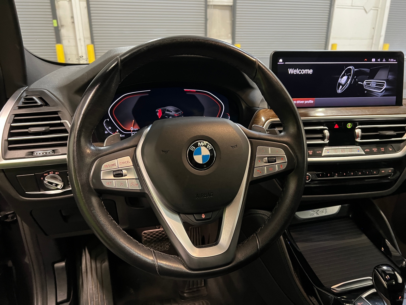 Thumbnail: 2023 BMW X4 - 4