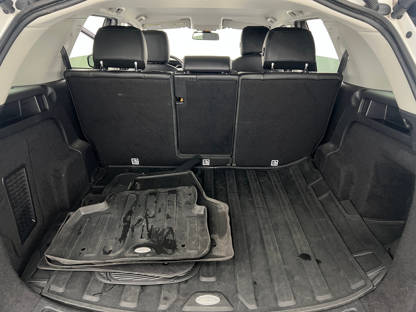 Thumbnail: 2019 Land Rover Discovery Sport - 6
