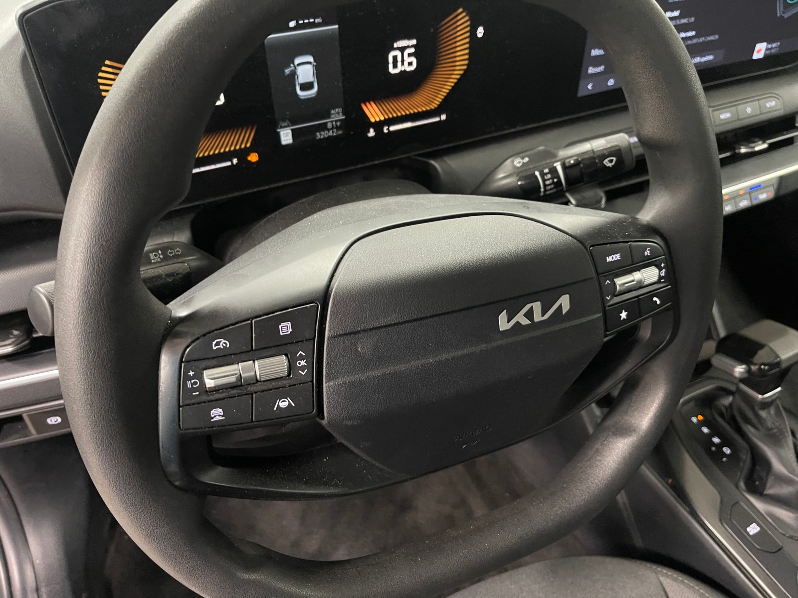 Thumbnail: 2025 Kia K4 - 5