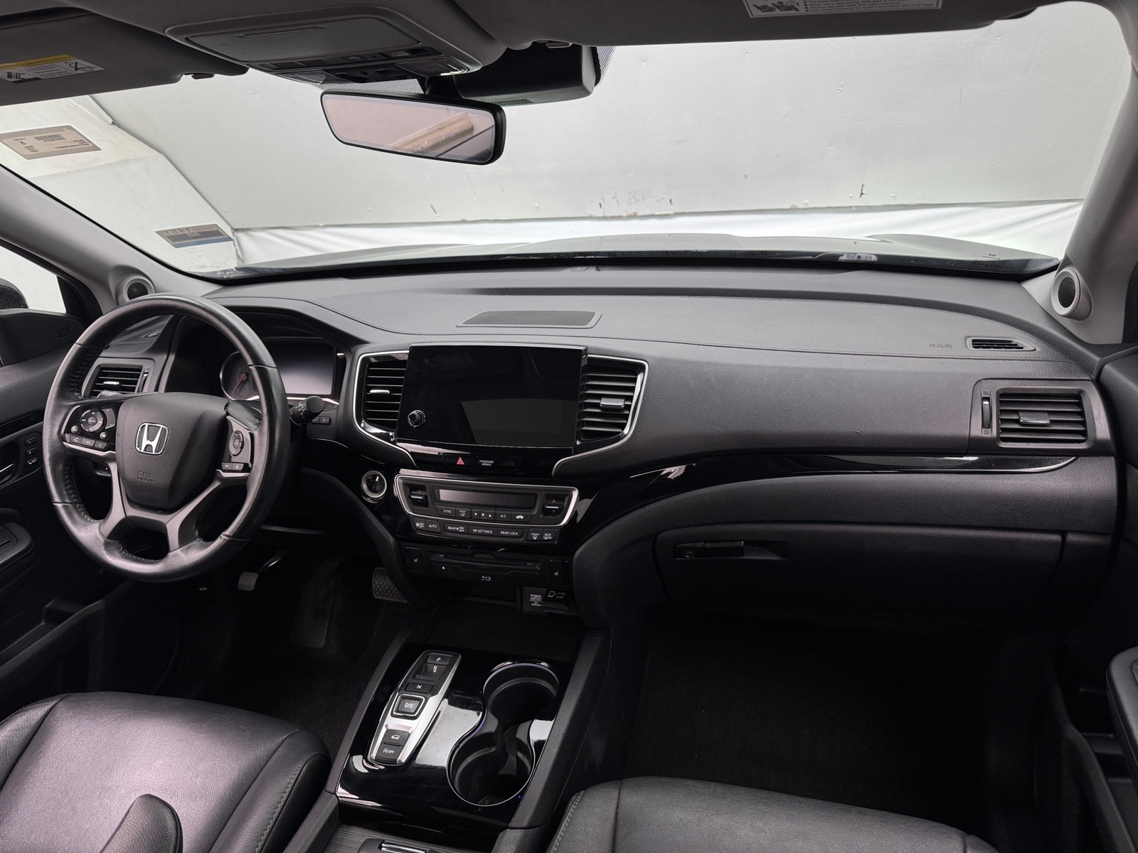 Thumbnail: 2020 Honda Pilot - 2