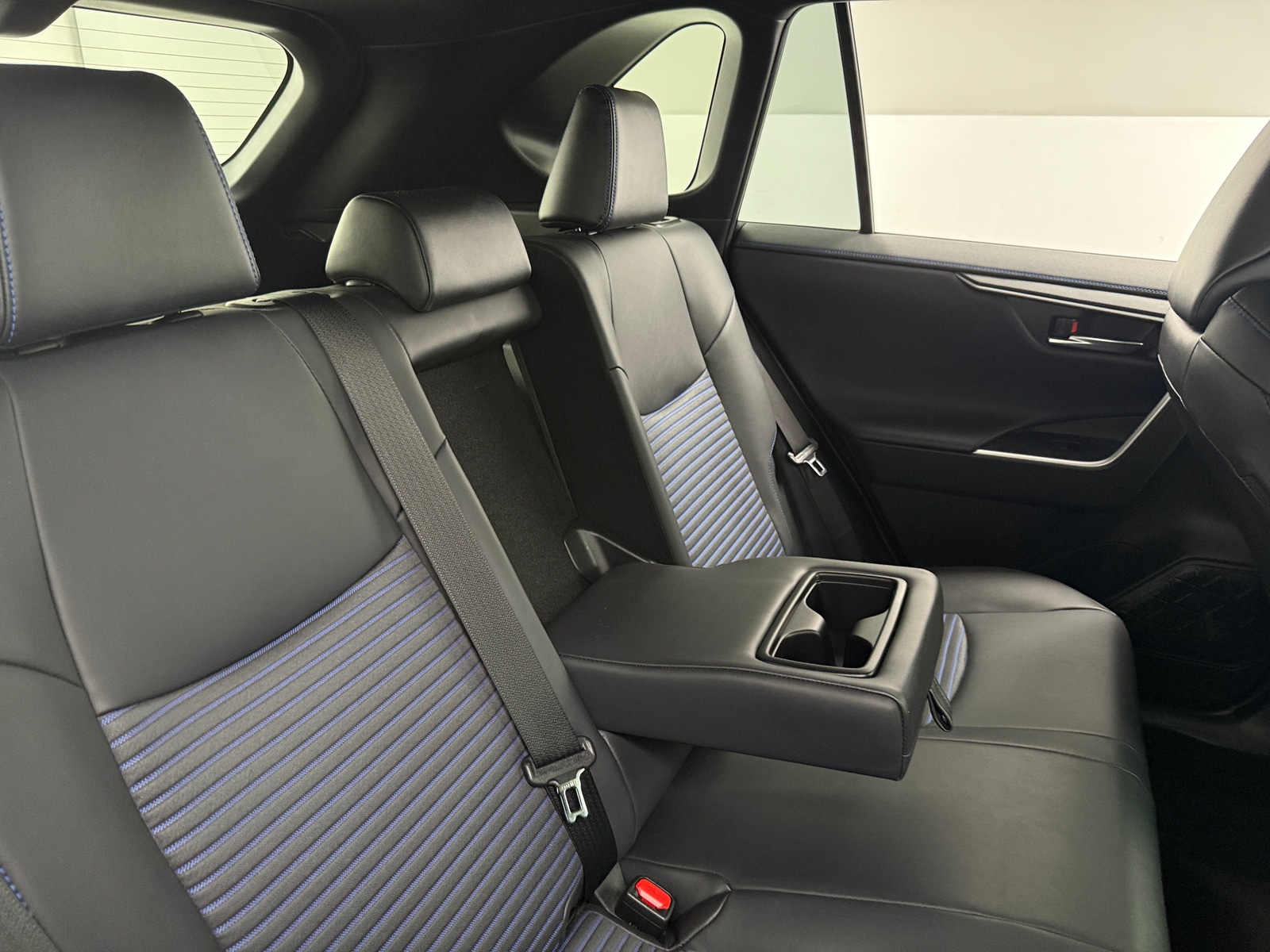 Thumbnail: 2020 Toyota RAV4 - 5