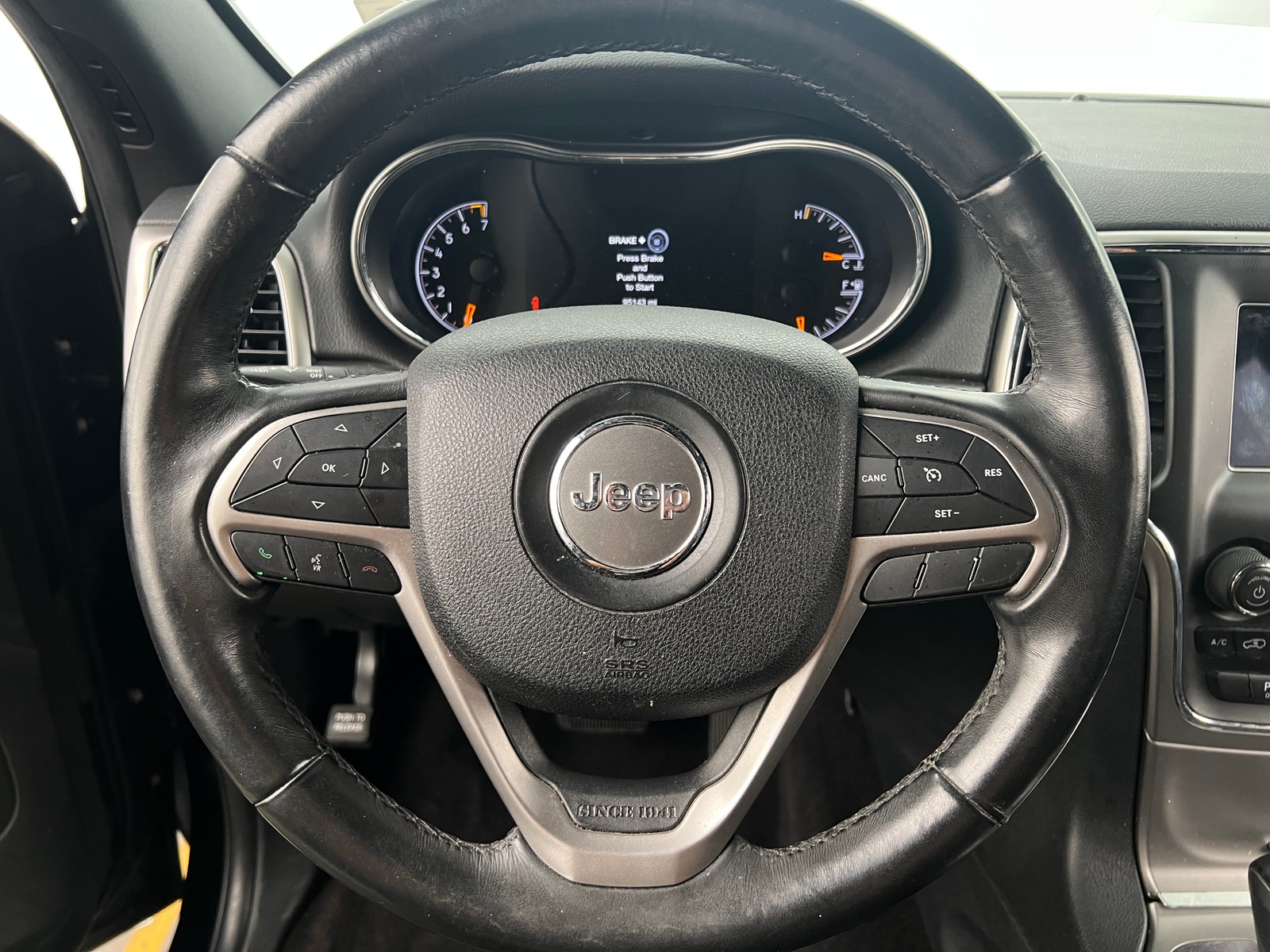 Thumbnail: 2018 Jeep Grand Cherokee - 5