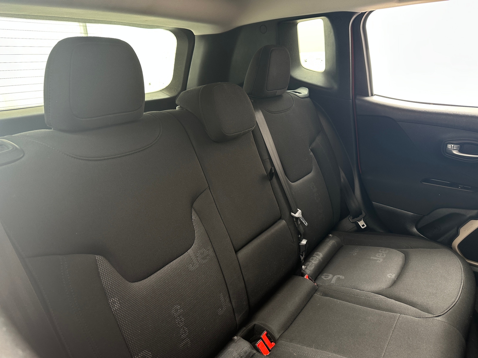 Thumbnail: 2015 Jeep Renegade - 6