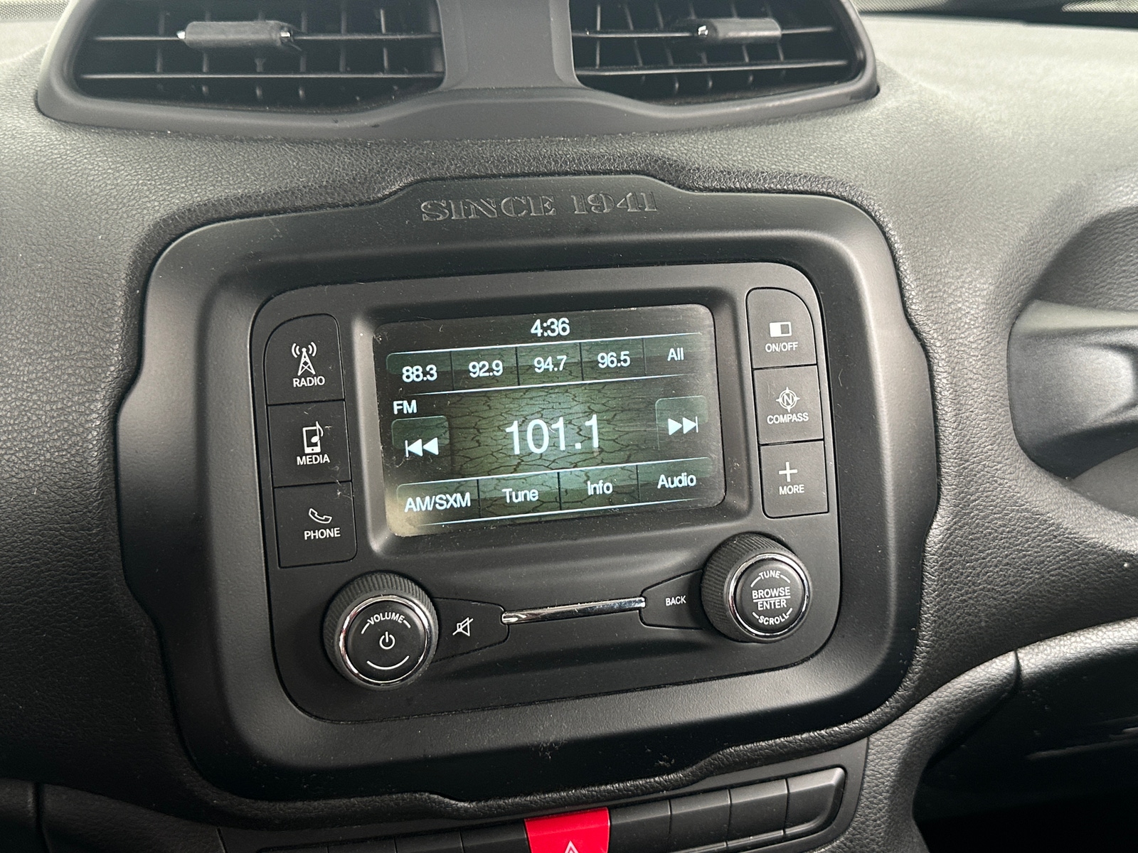 Thumbnail: 2015 Jeep Renegade - 4