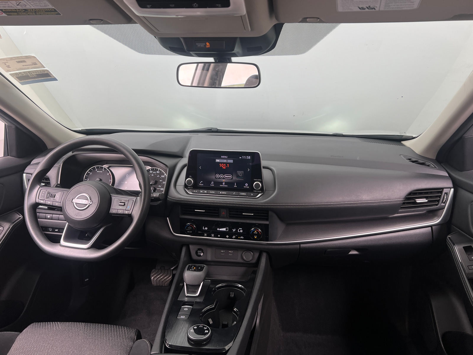 Thumbnail: 2024 Nissan Rogue - 3