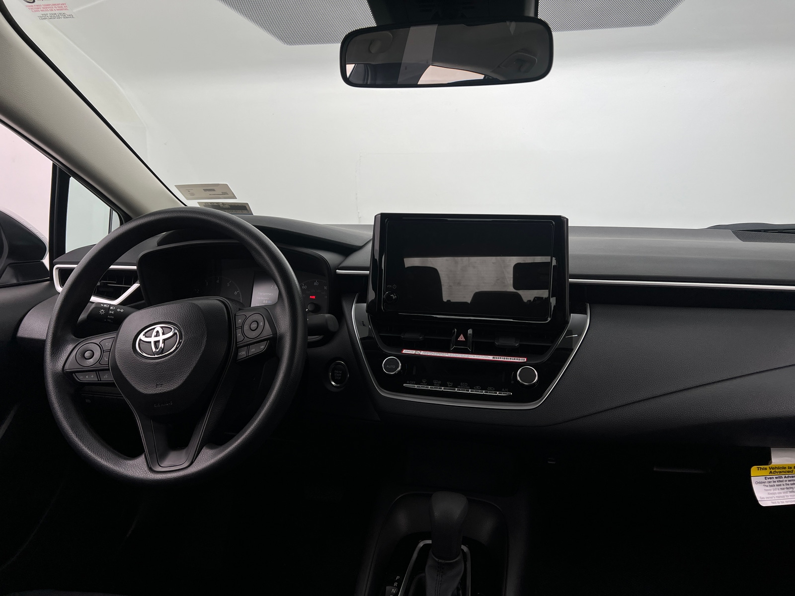 Thumbnail: 2025 Toyota Corolla - 3
