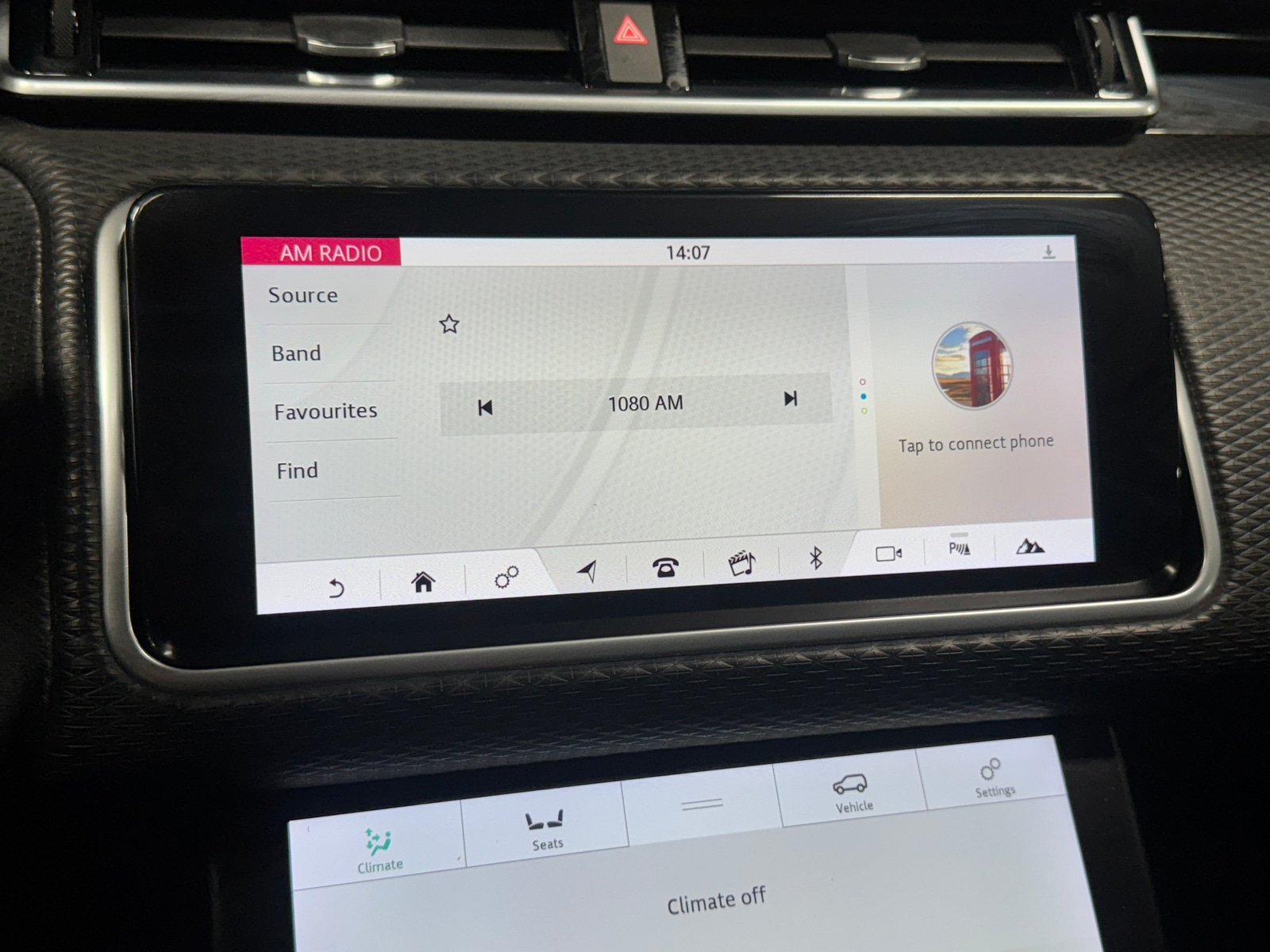 Thumbnail: 2018 Land Rover Range Rover Velar - 3