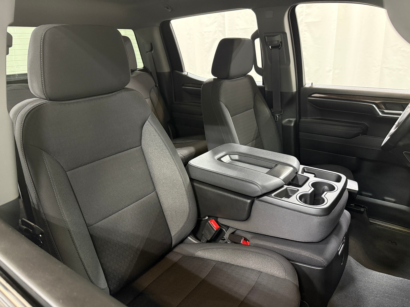 Thumbnail: 2024 Chevrolet Silverado 1500 - 2