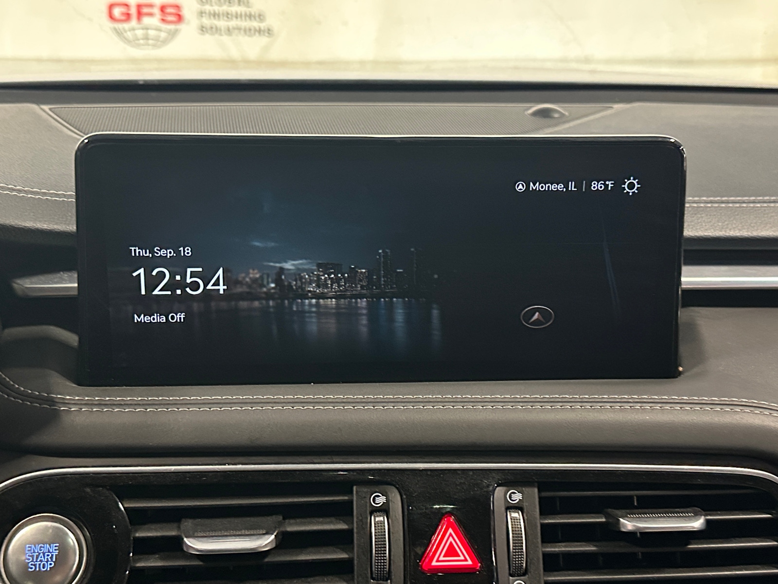 Thumbnail: 2023 Genesis G70 - 3