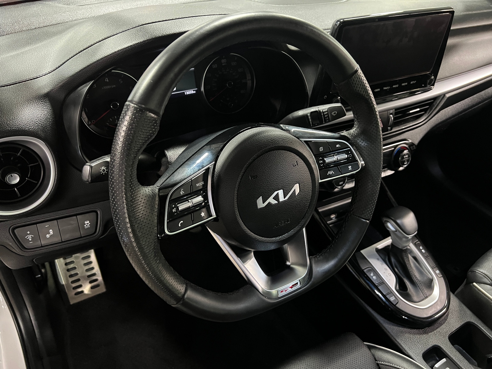 Thumbnail: 2024 Kia Forte - 5
