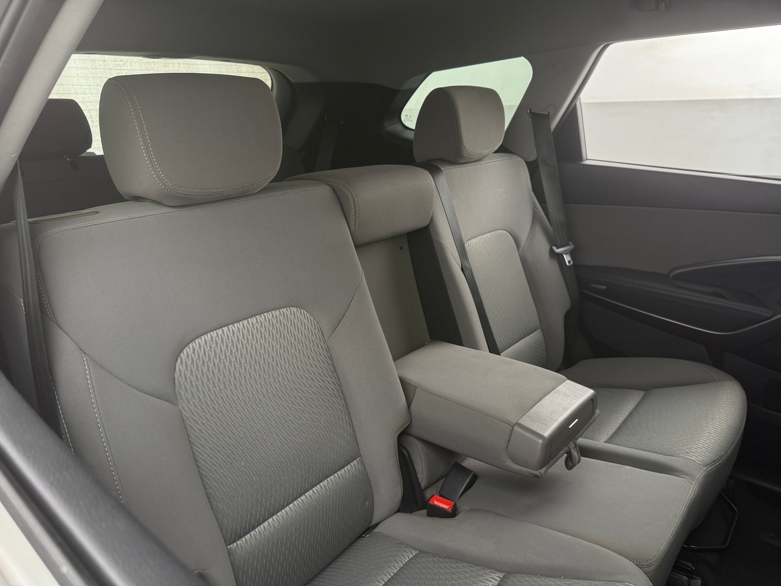 Thumbnail: 2018 Hyundai Santa Fe - 6