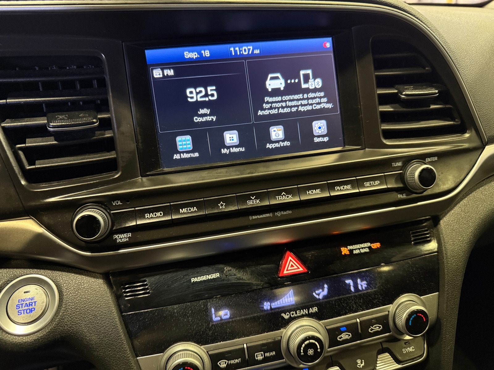 Thumbnail: 2020 Hyundai Elantra - 4