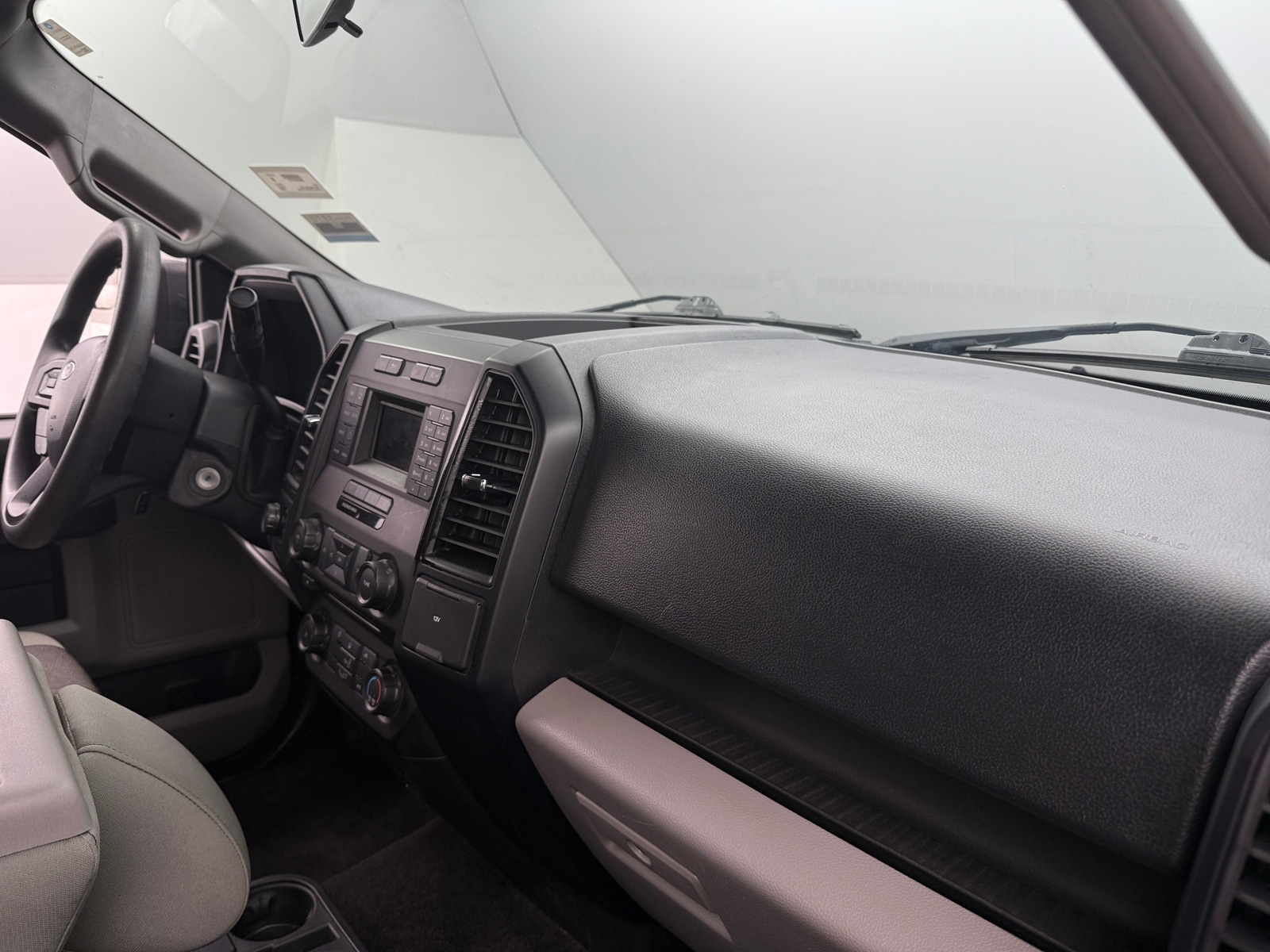 Thumbnail: 2016 Ford Econoline - 3