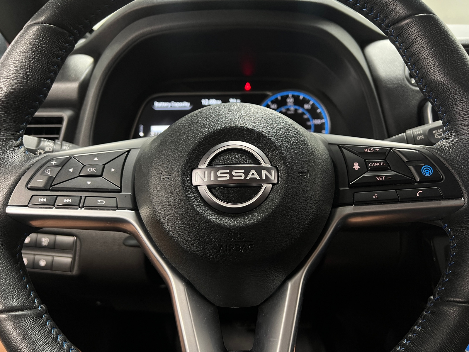 Thumbnail: 2024 Nissan Leaf - 5