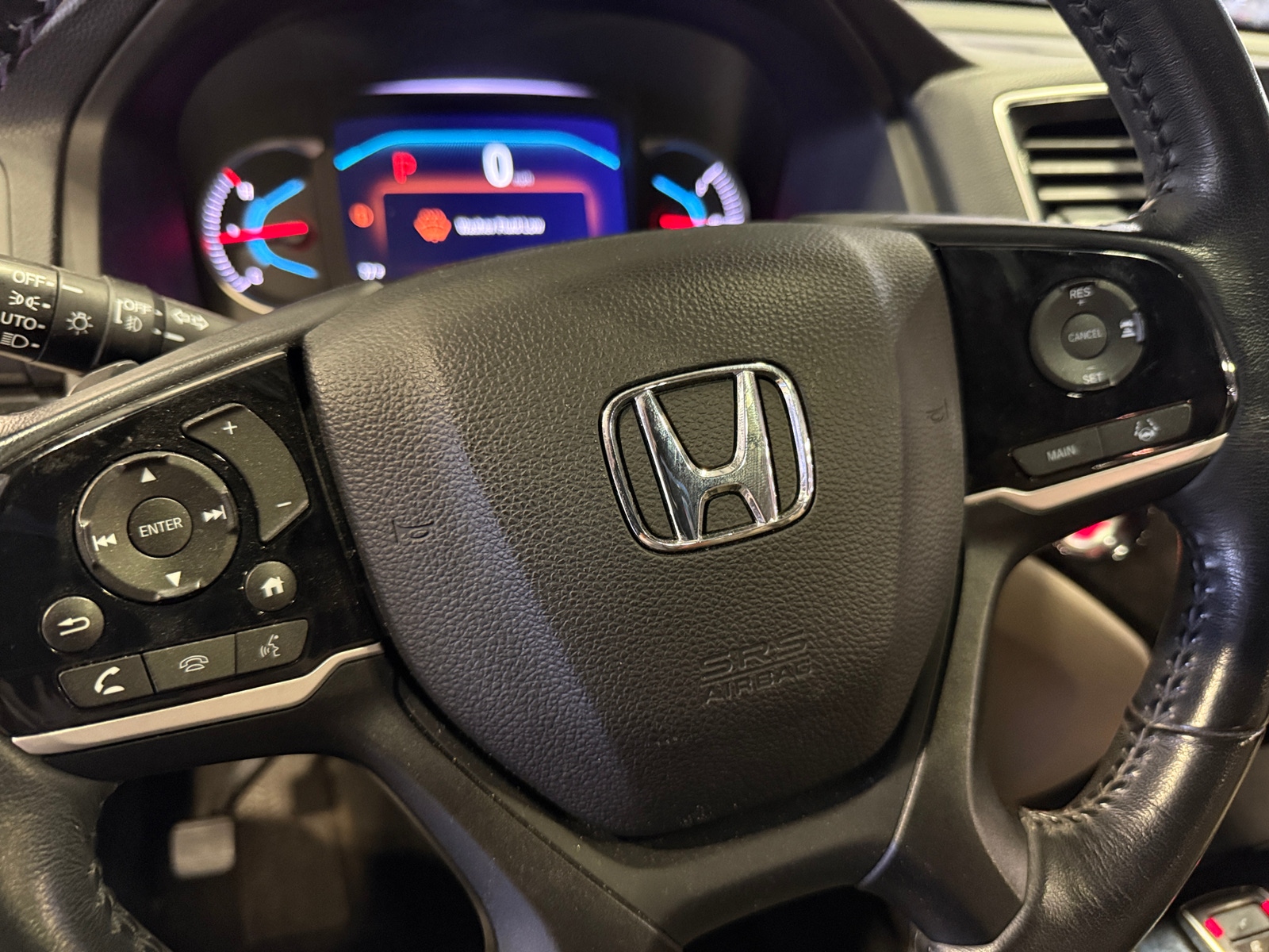 Thumbnail: 2019 Honda Pilot - 4