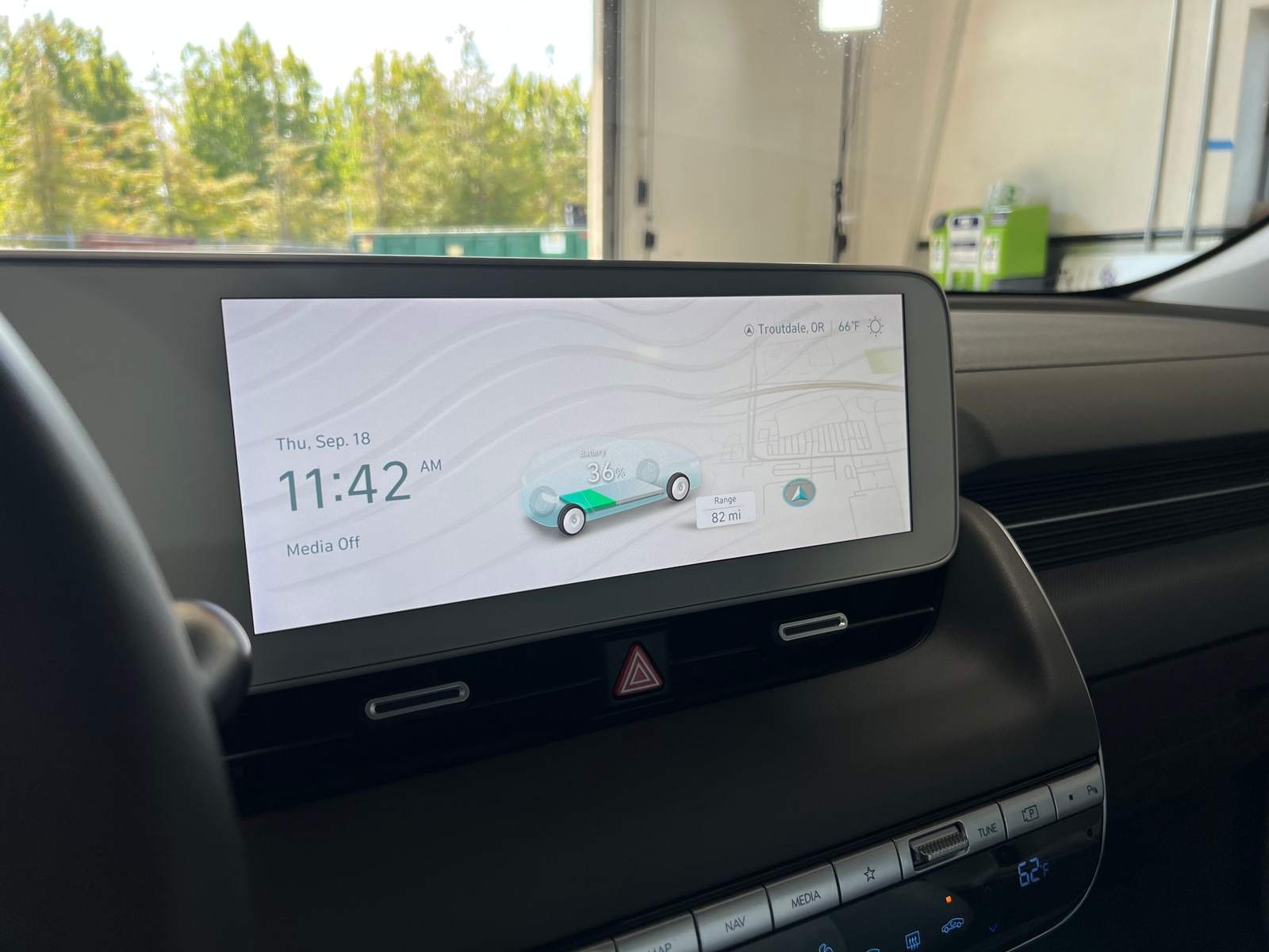 Thumbnail: 2023 Hyundai Ioniq 5 - 3