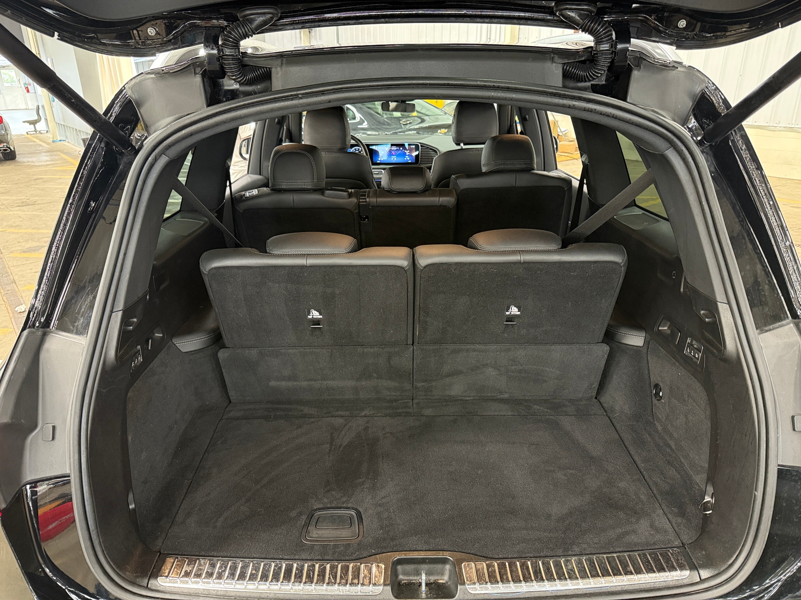 Thumbnail: 2024 Mercedes-Benz GLS - 6