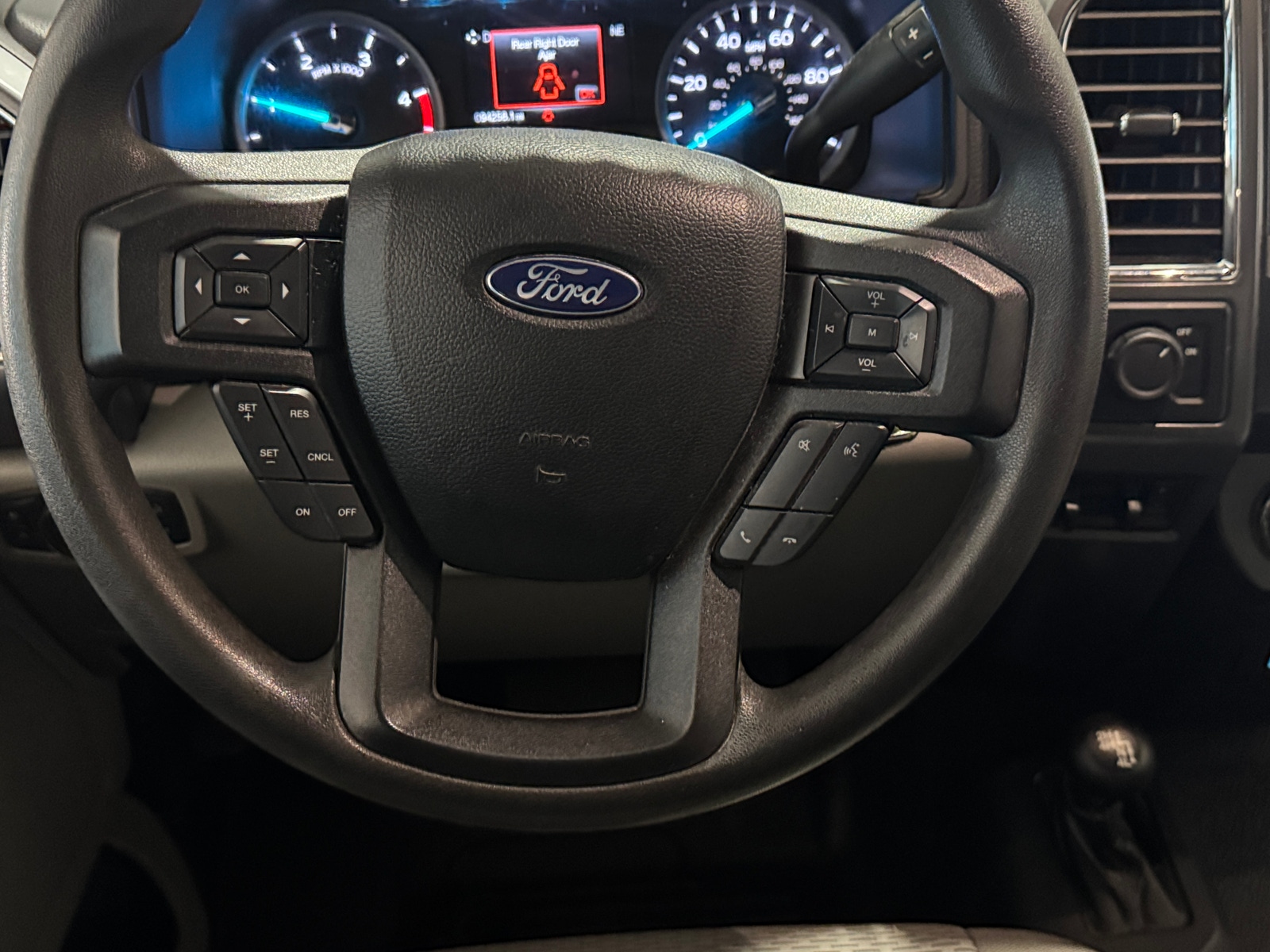 Thumbnail: 2017 Ford Econoline - 5