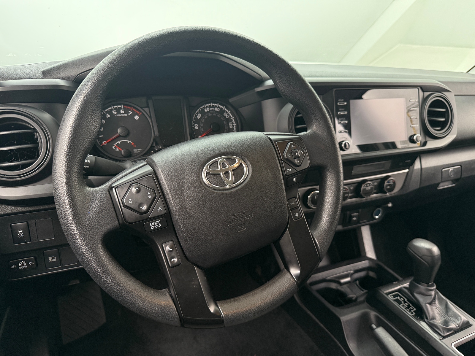Thumbnail: 2022 Toyota Tacoma - 5