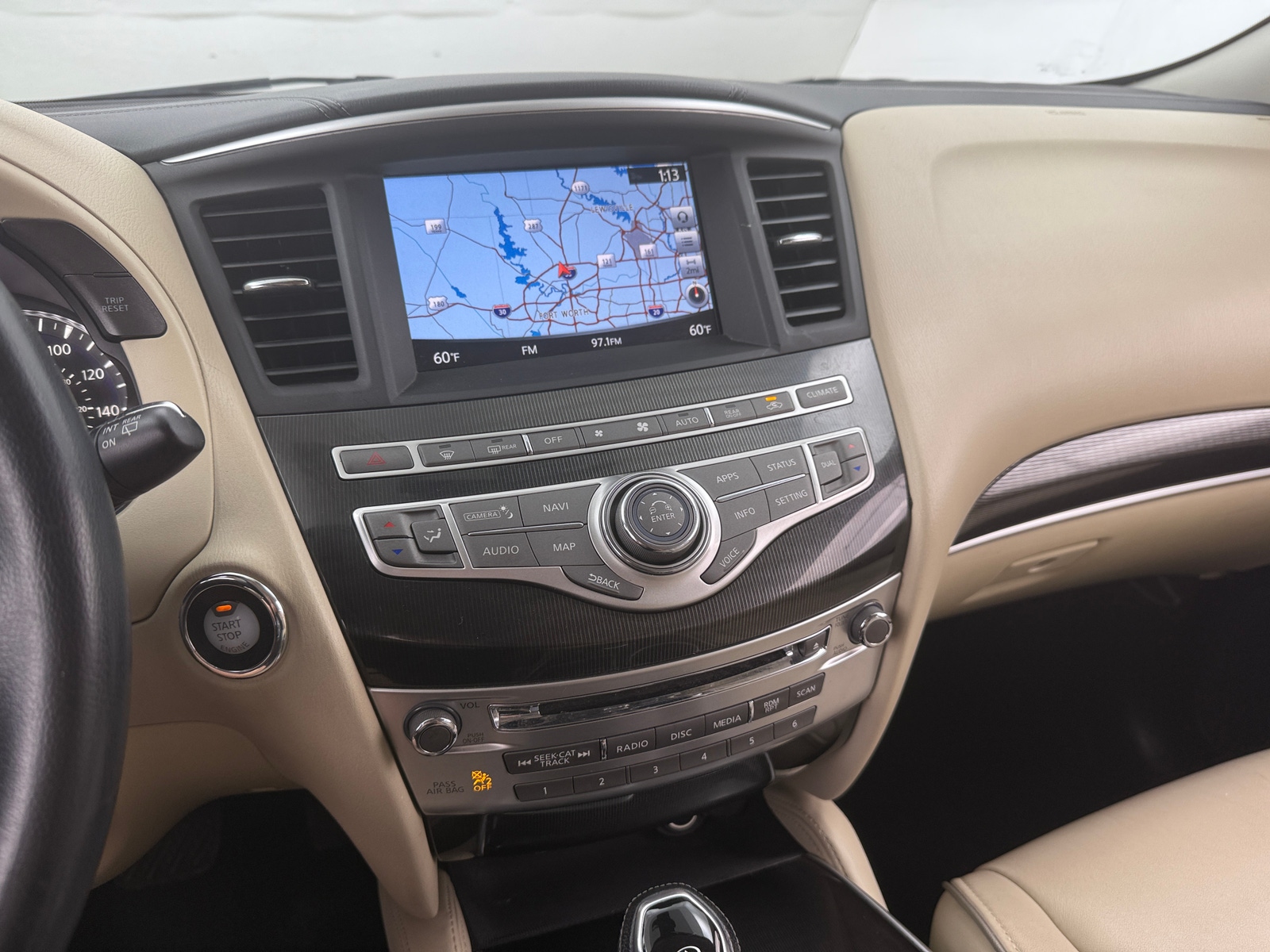 Thumbnail: 2017 INFINITI QX60 - 3