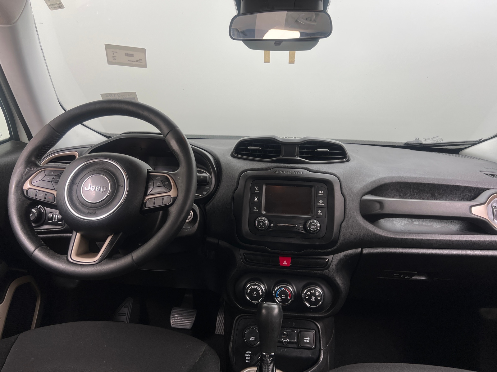 Thumbnail: 2015 Jeep Renegade - 3