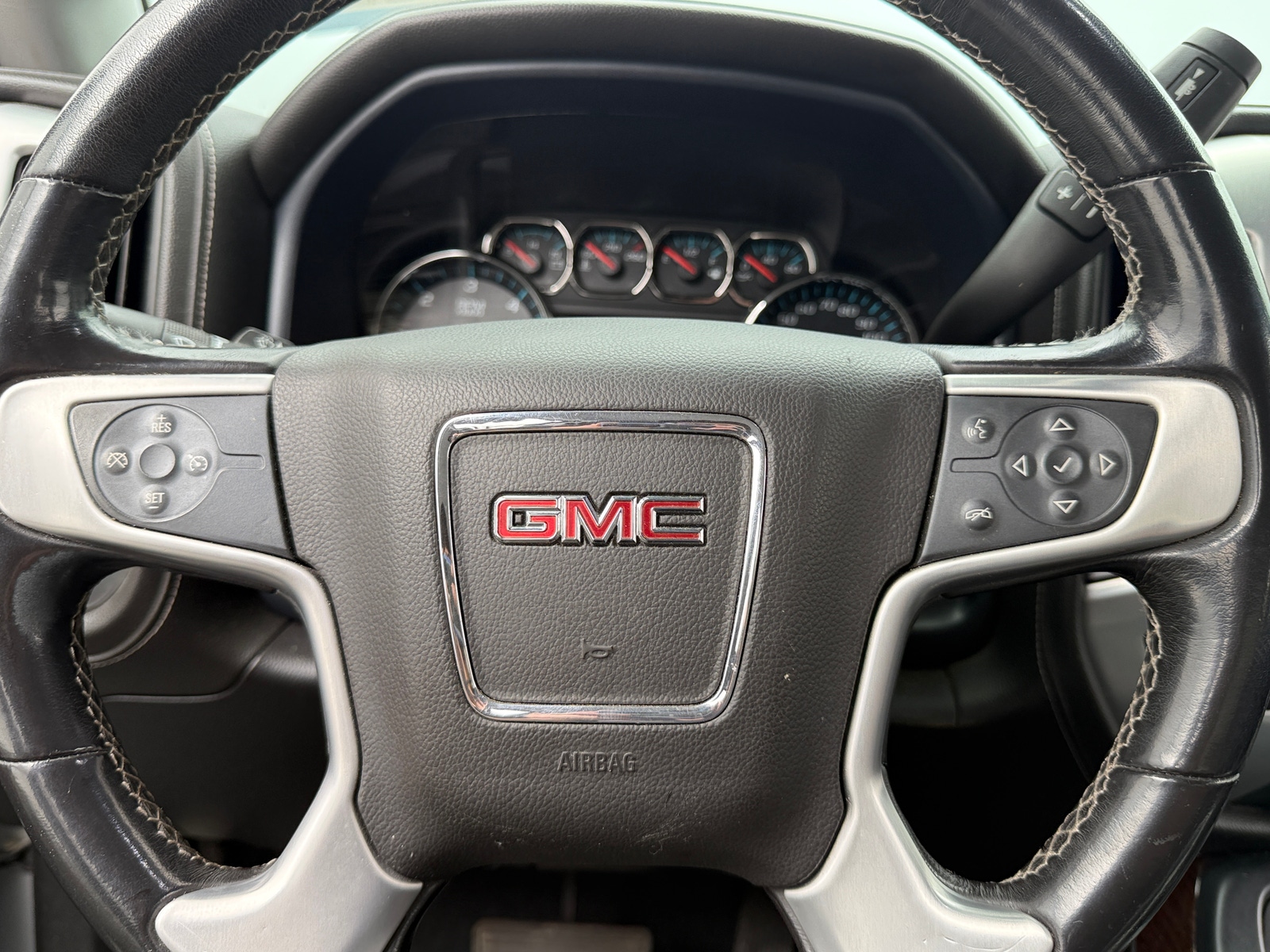 Thumbnail: 2019 GMC Sierra 2500 - 4