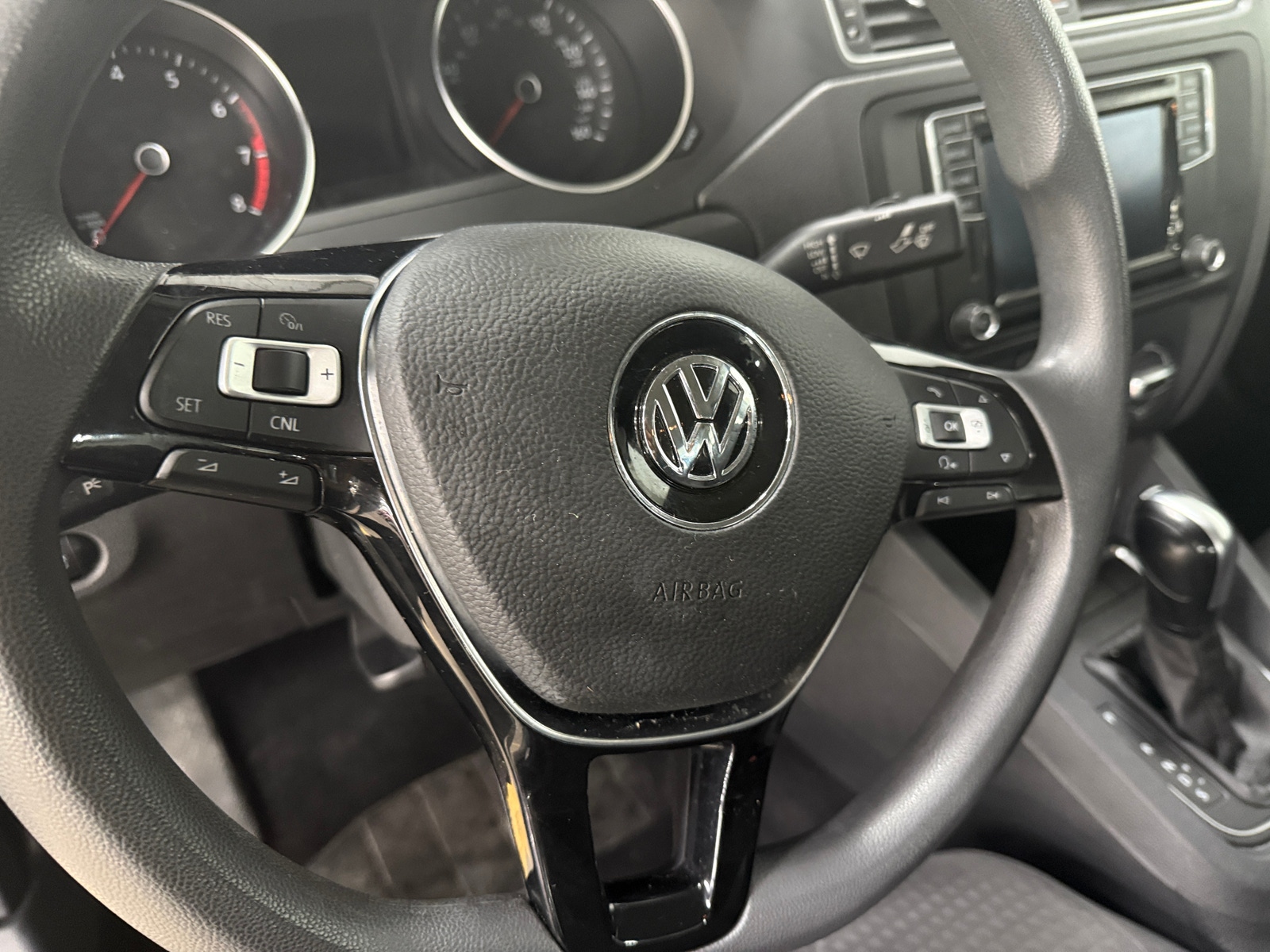 Thumbnail: 2016 Volkswagen Jetta - 5