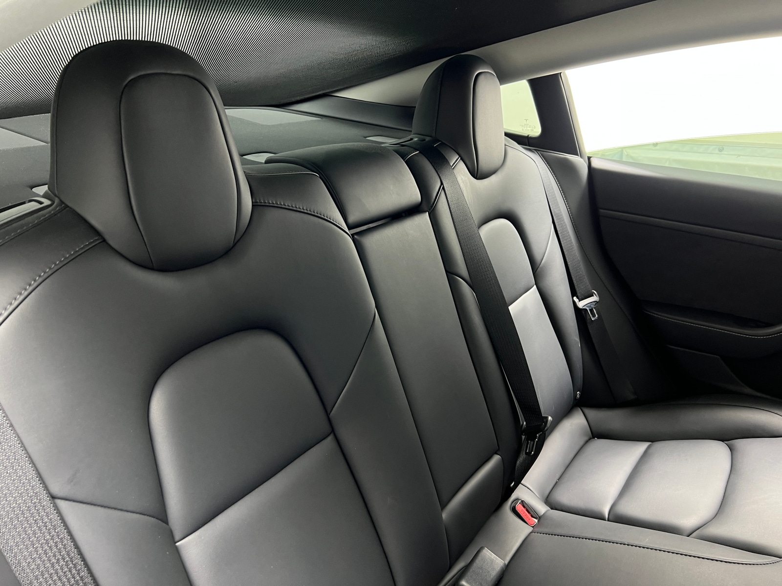 Thumbnail: 2022 Tesla Model 3 - 5