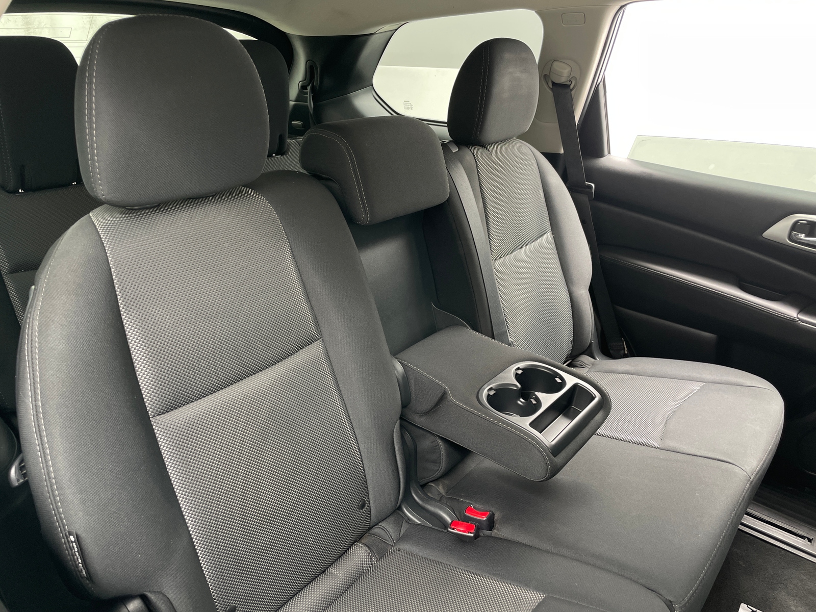 Thumbnail: 2020 Nissan Pathfinder - 6