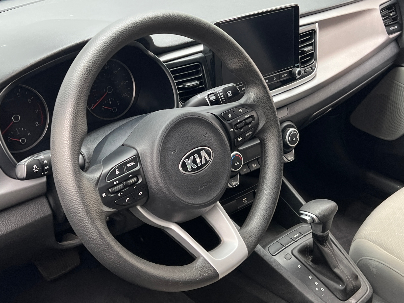 Thumbnail: 2021 Kia Rio - 5