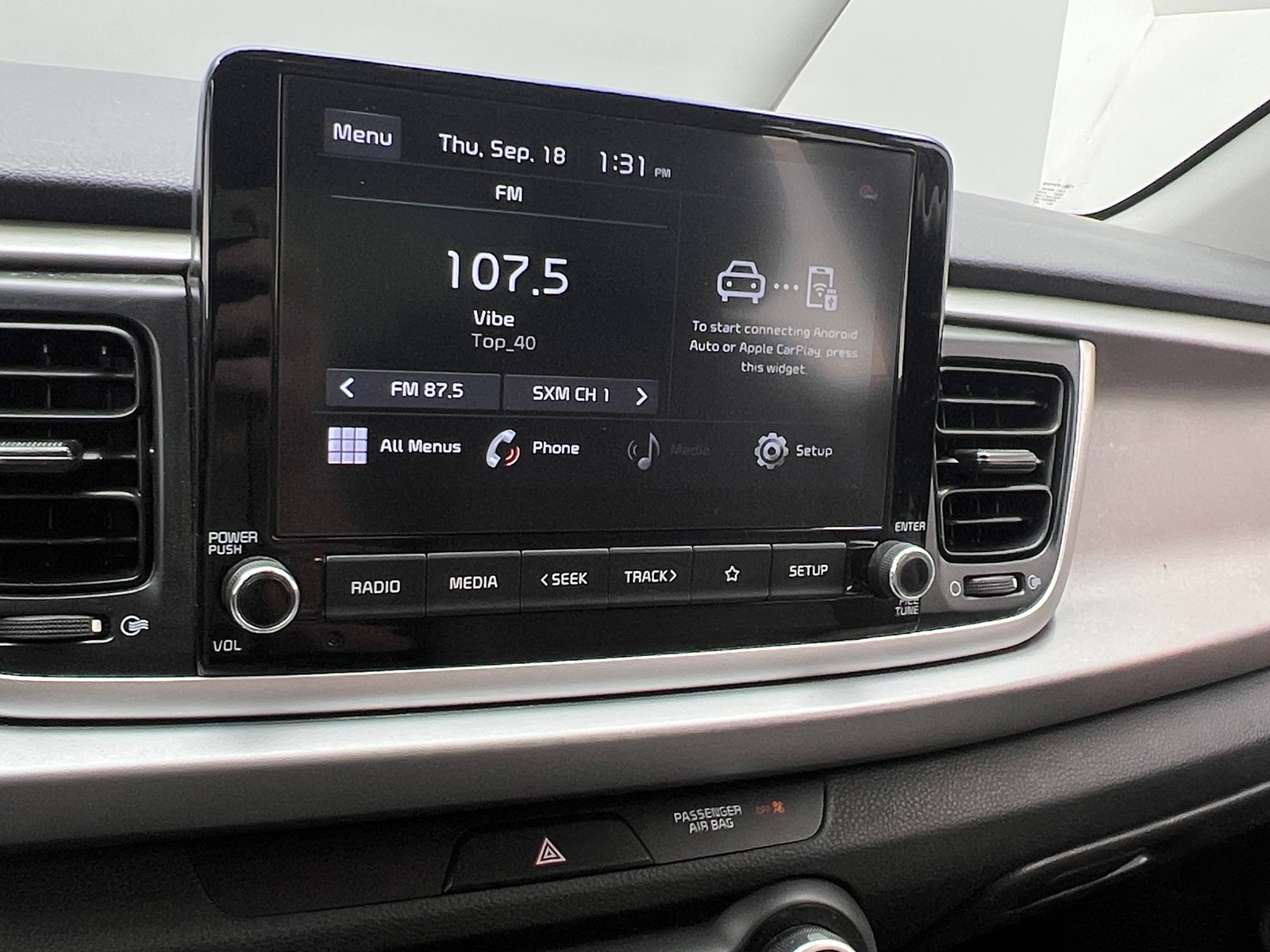Thumbnail: 2021 Kia Rio - 4