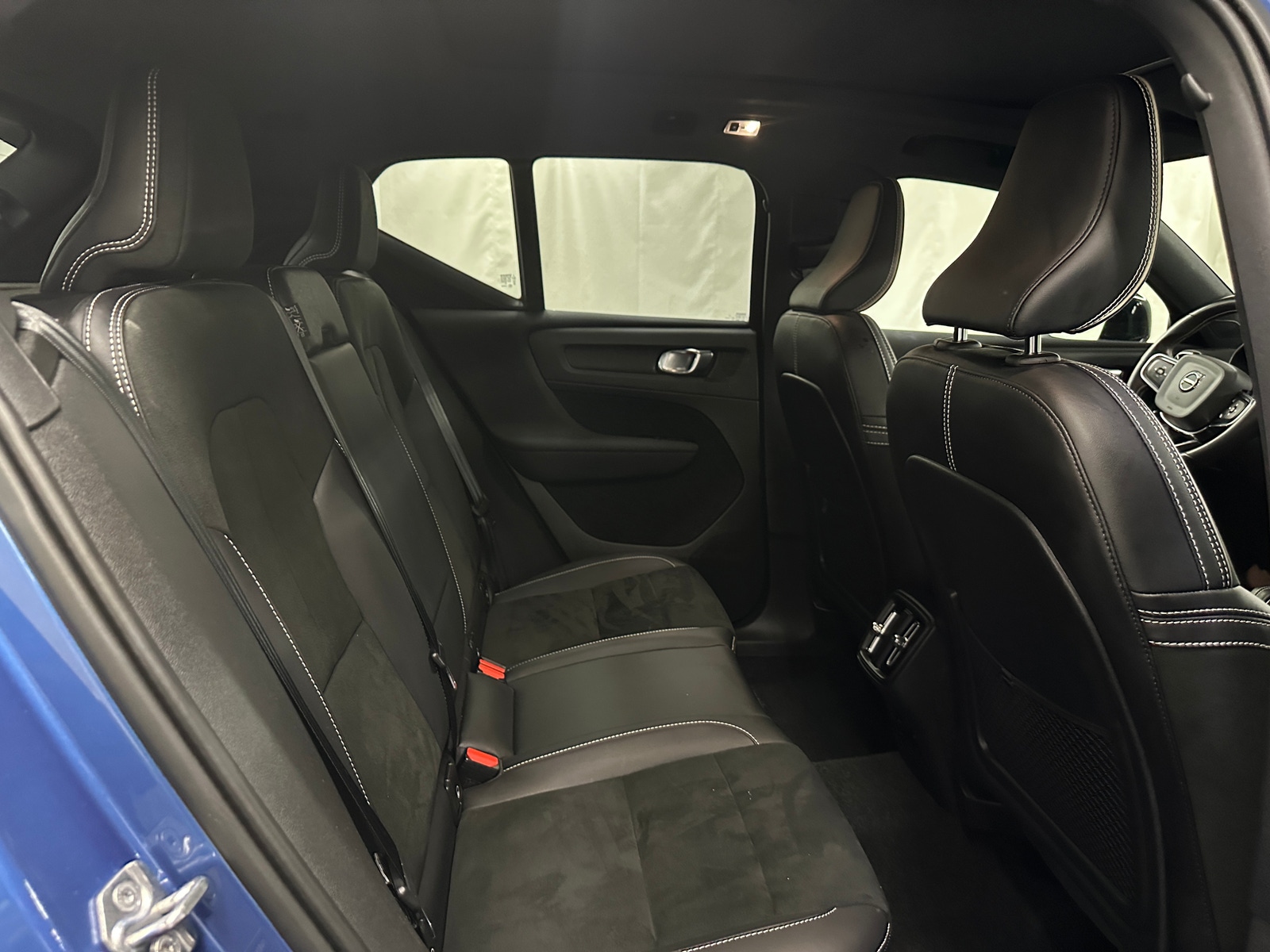 Thumbnail: 2021 Volvo XC40 - 5