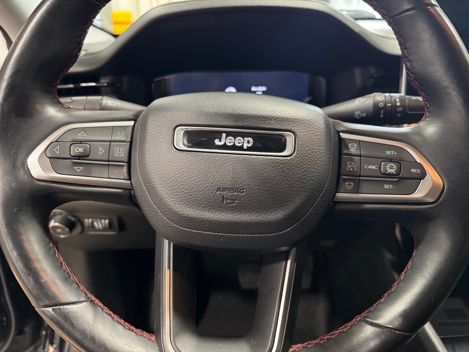 Thumbnail: 2022 Jeep Compass - 4