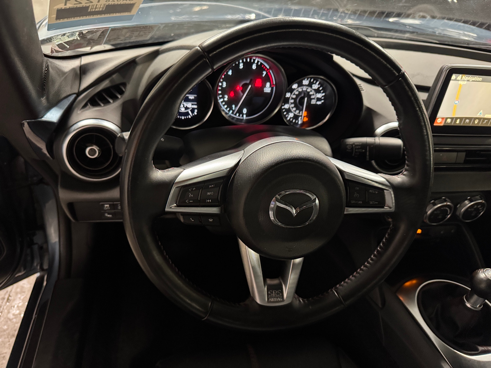 Thumbnail: 2017 Mazda MX-5 Miata - 4