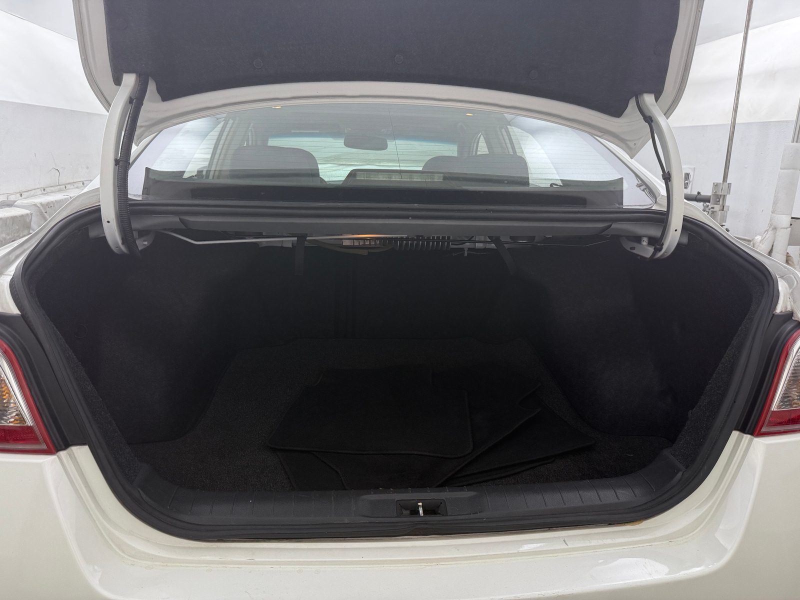 Thumbnail: 2013 Nissan Altima - 7