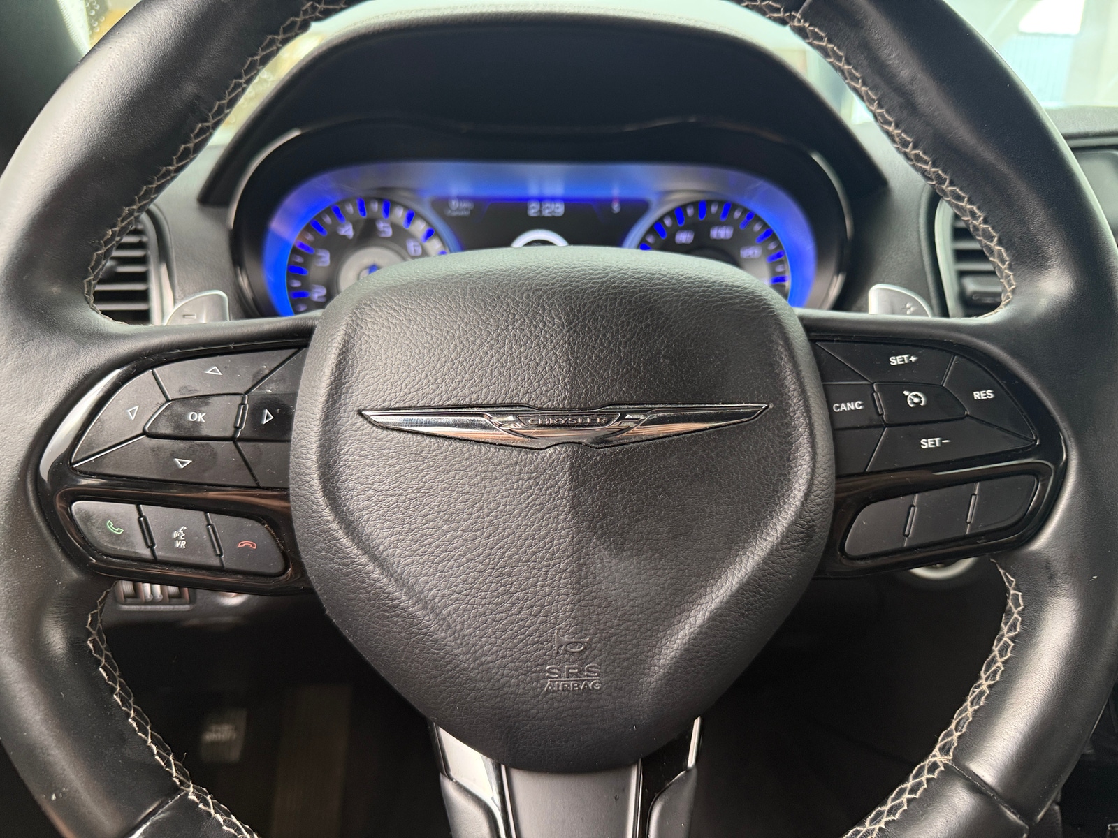 Thumbnail: 2018 Chrysler 300 - 4