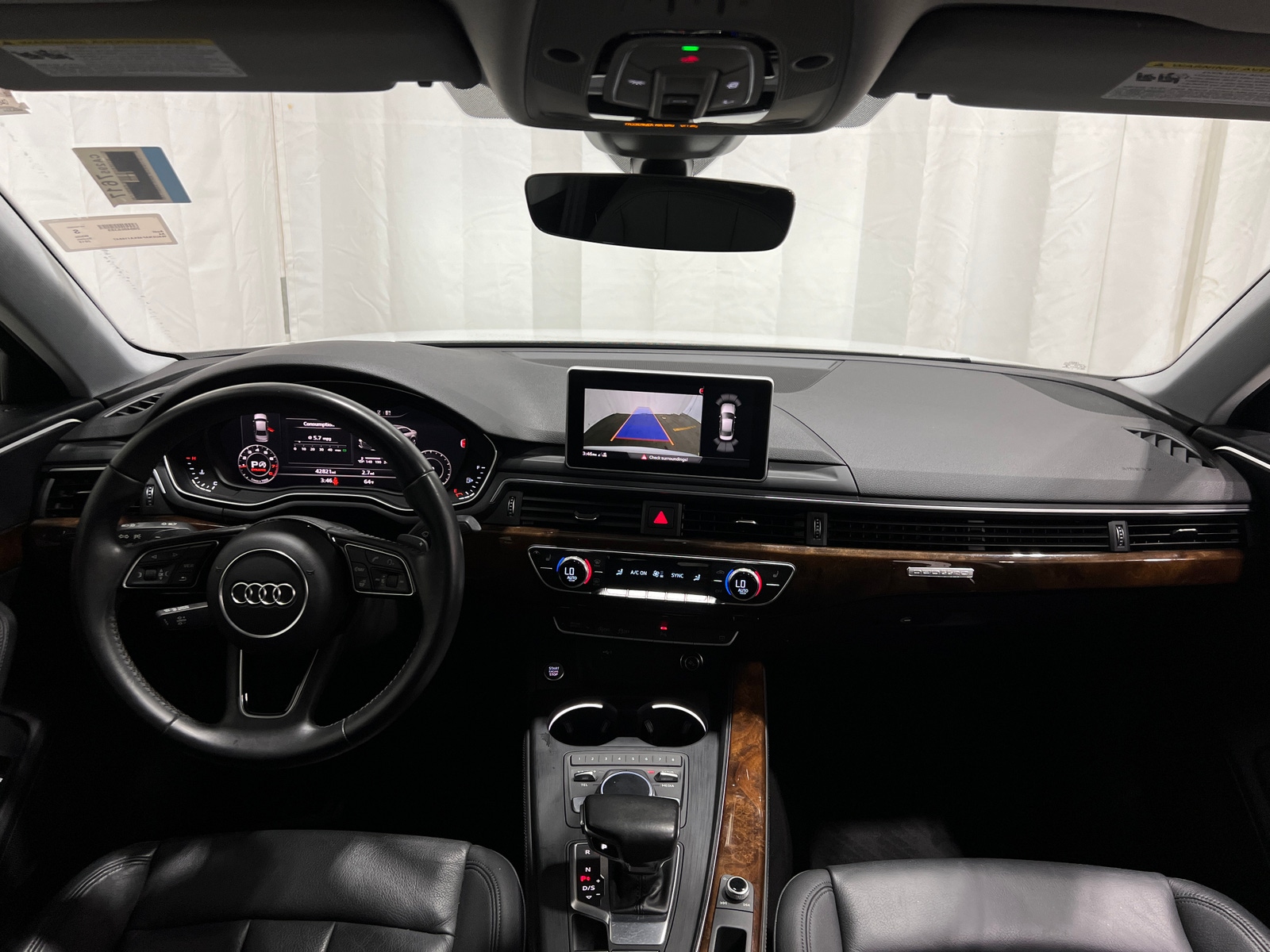 Thumbnail: 2019 Audi A4 - 2