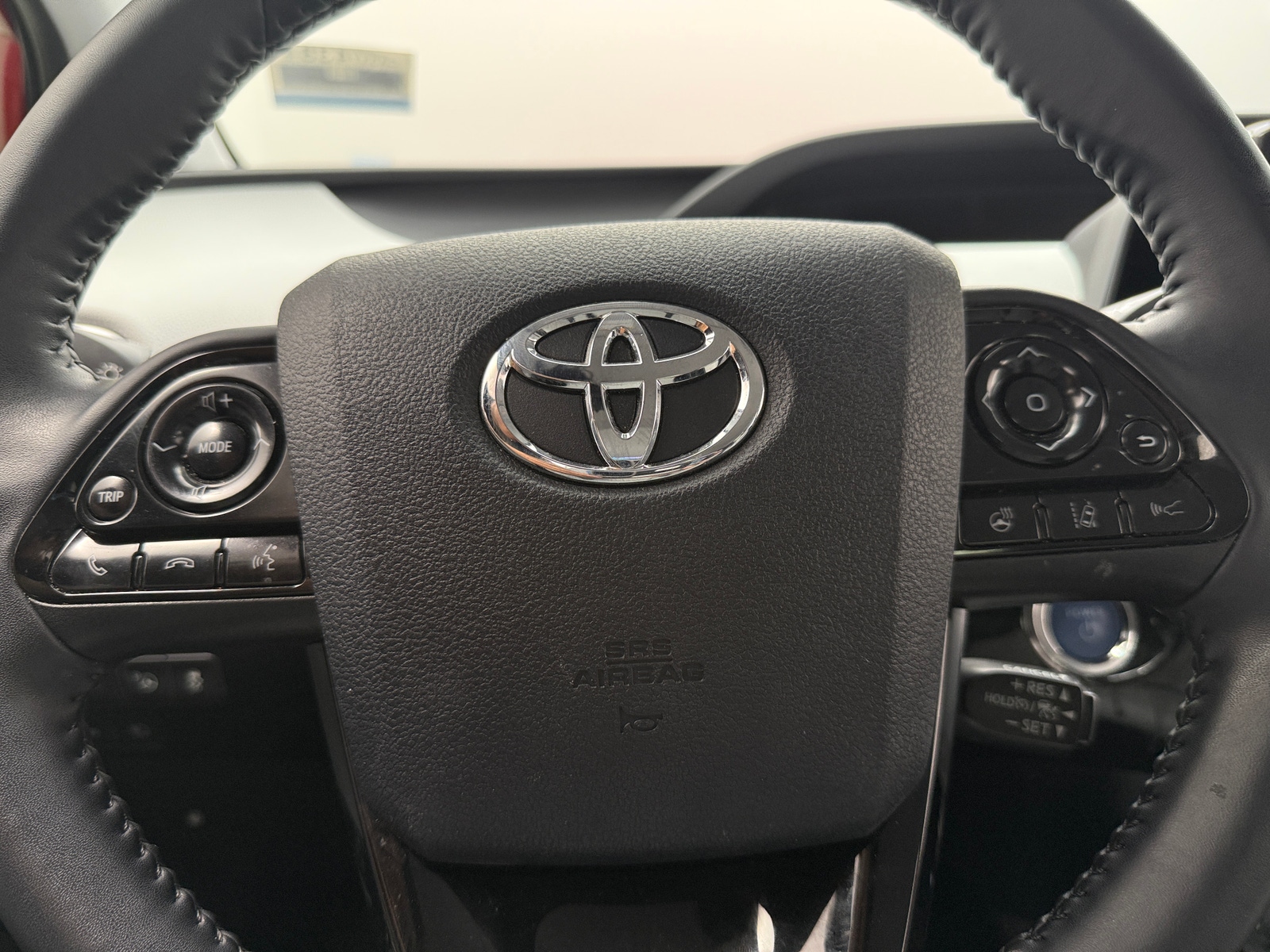 Thumbnail: 2021 Toyota Prius - 5