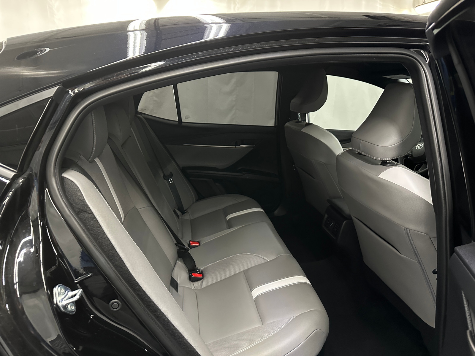Thumbnail: 2025 Toyota Camry - 5