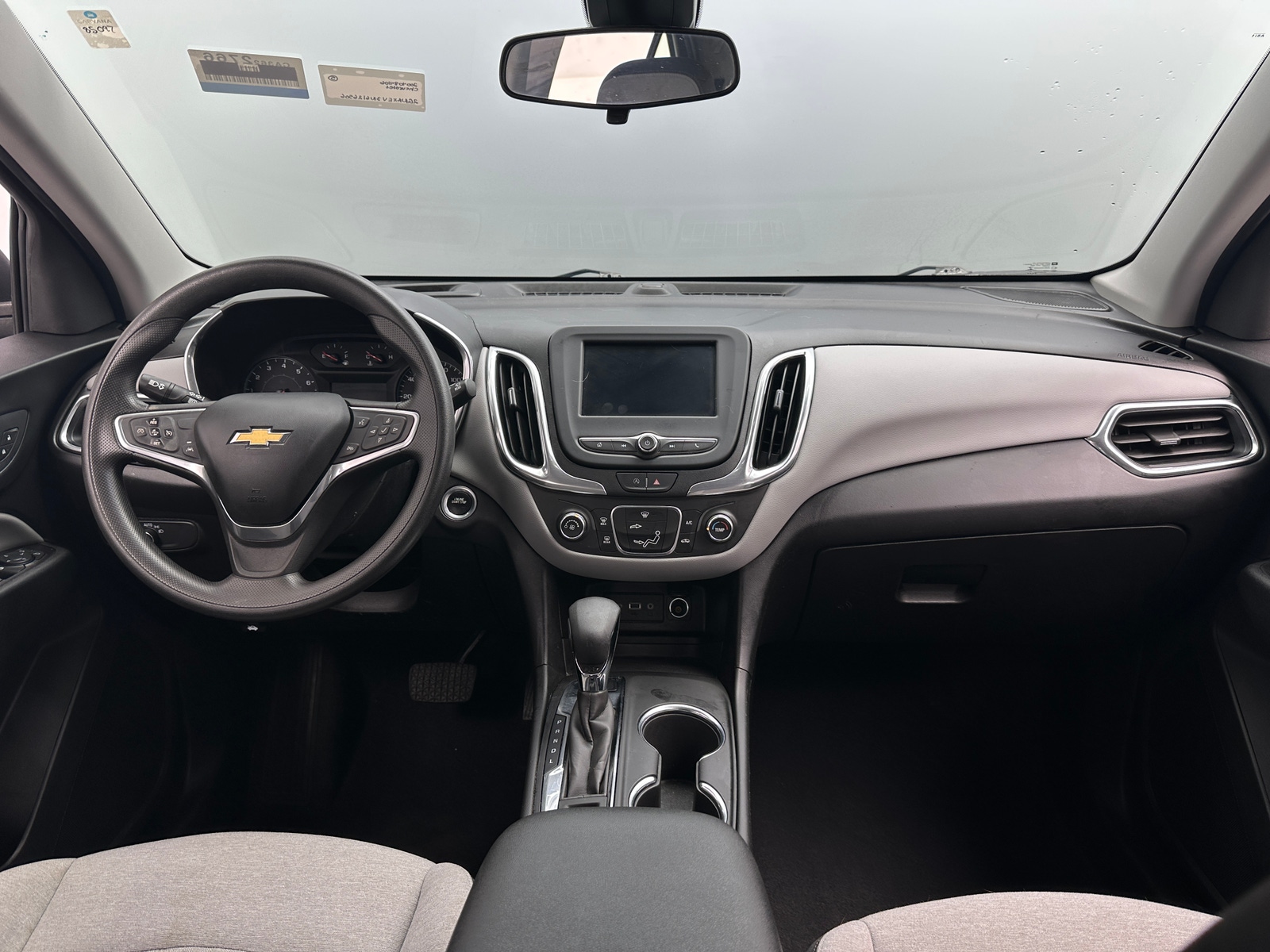 Thumbnail: 2022 Chevrolet Equinox - 3